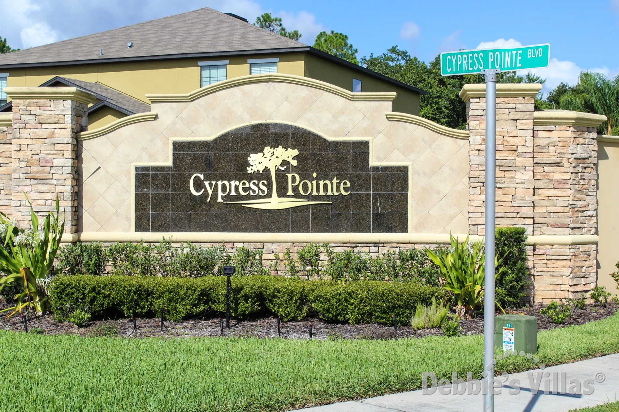 Entrance to Cypress Pointe