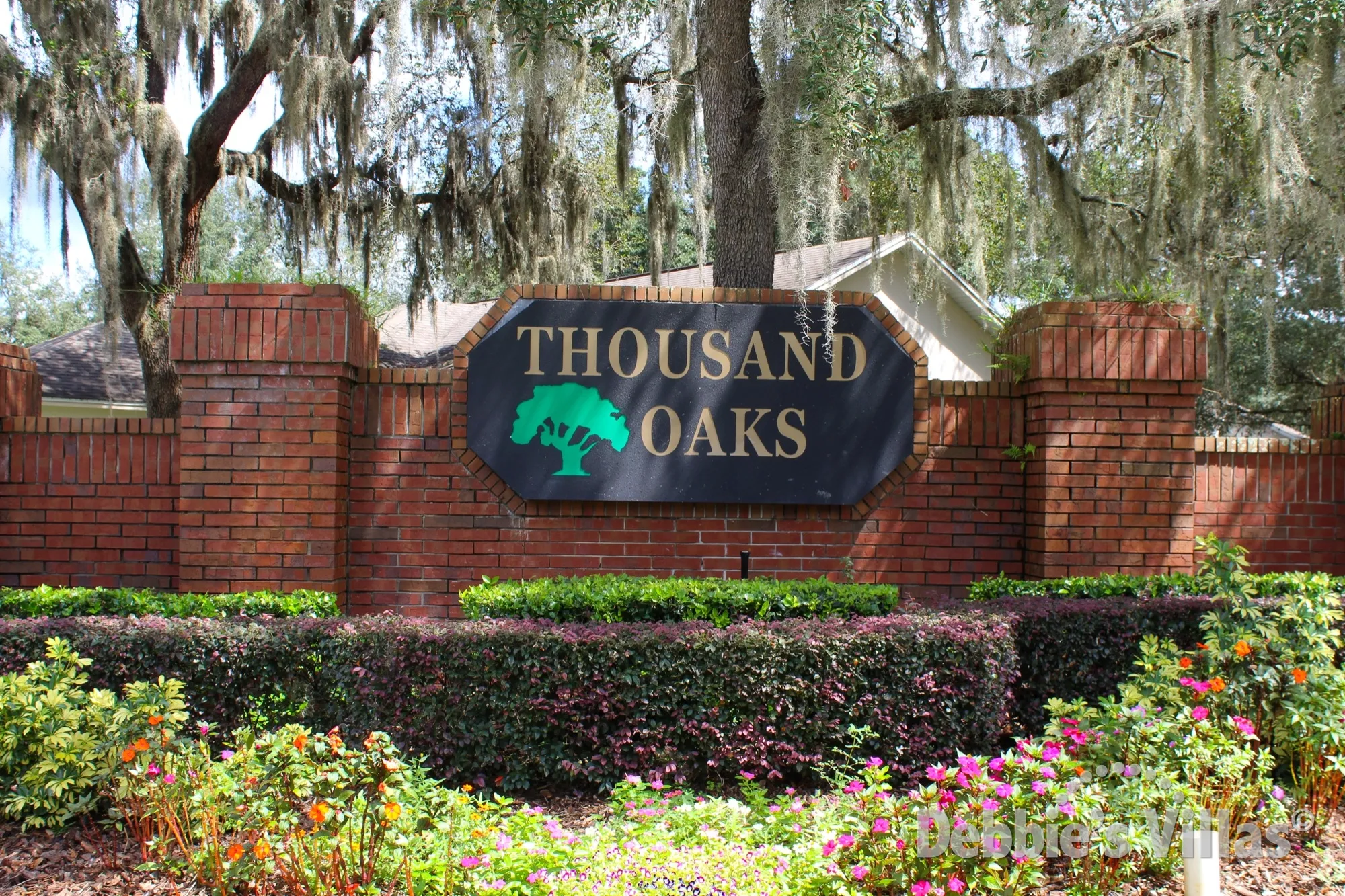 Entrance to Thousand Oaks