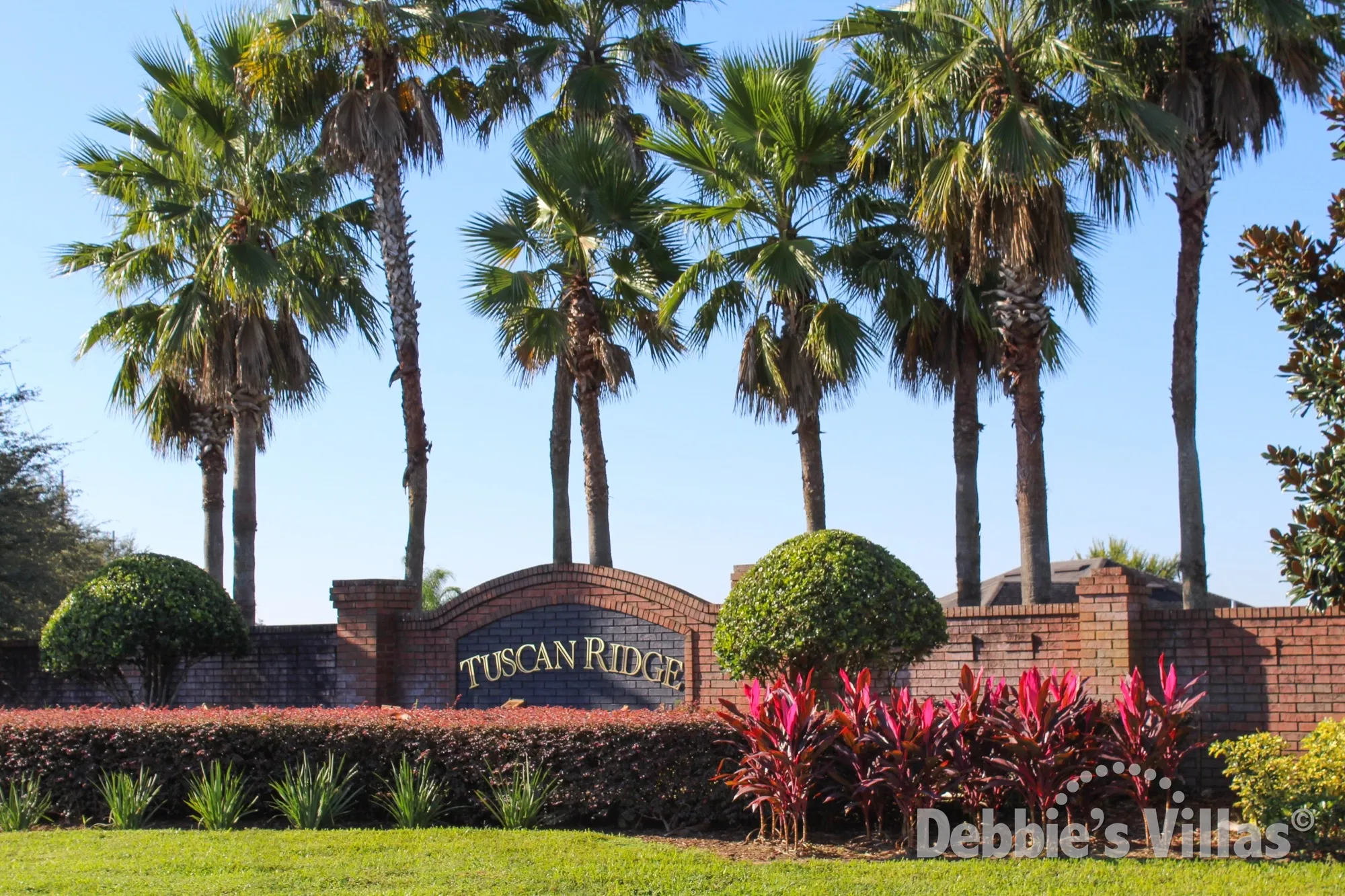 Entrance to Tuscan Ridge