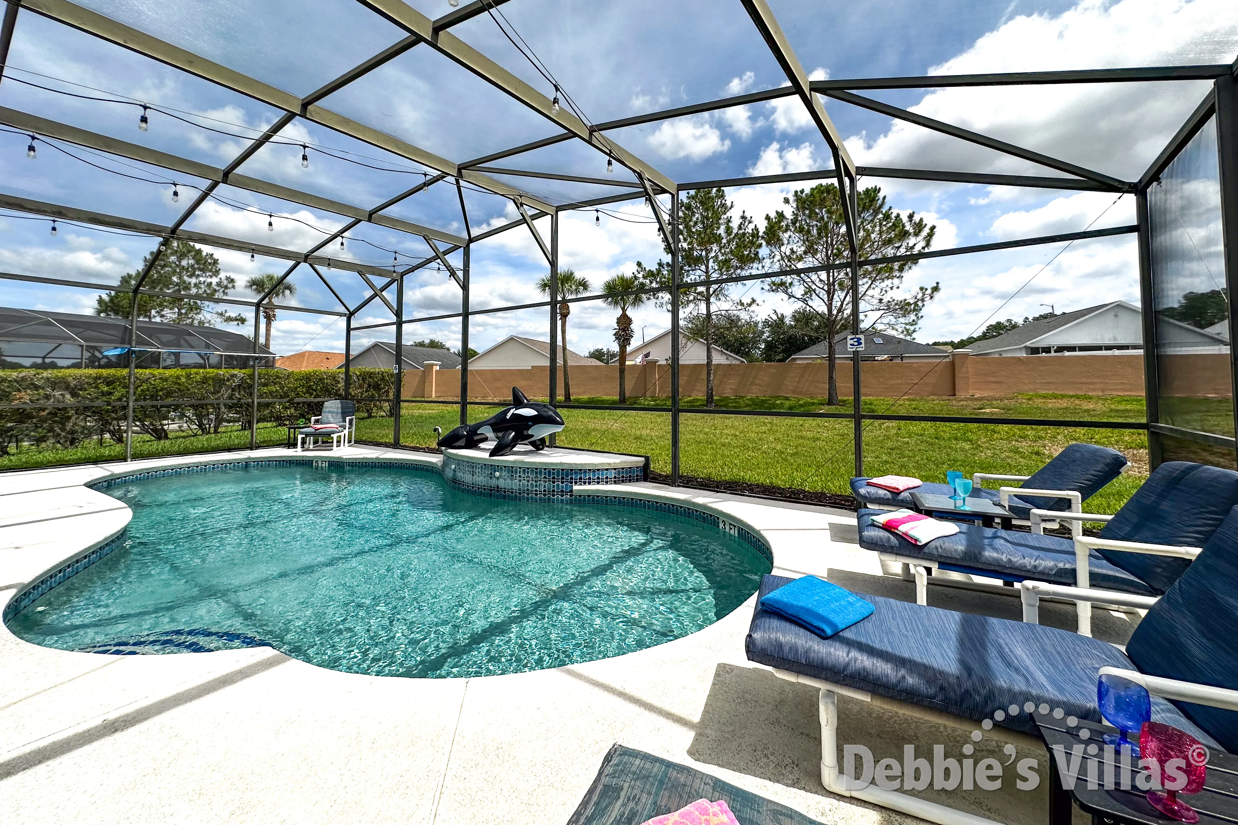 Private pool at this vacation villa on Calabay Parc in Davenport
