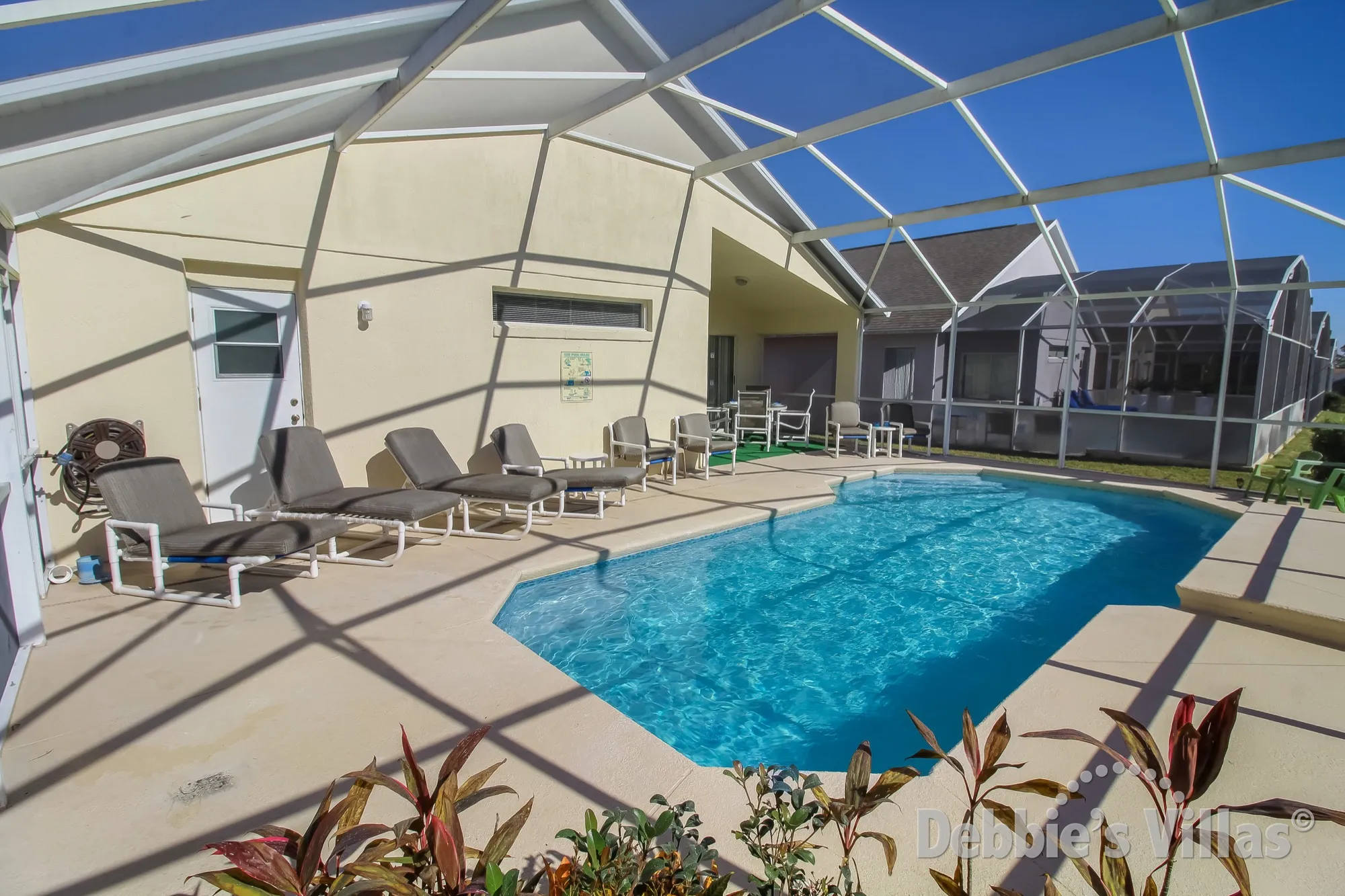 South-facing sun-drenched pool deck on Southern Dunes