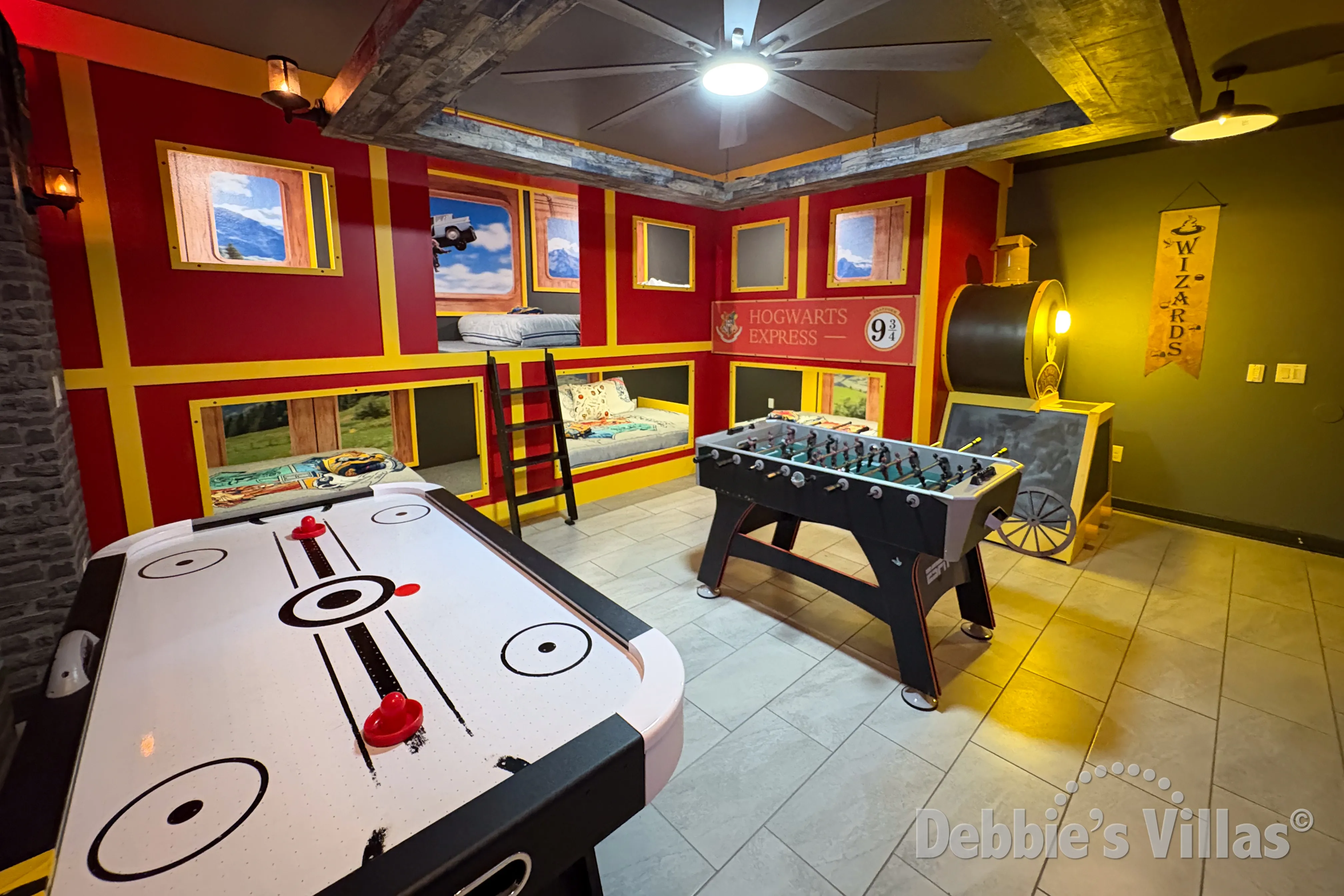 Ground floor Harry Potter-themed Bedroom 8 with 3 sets of Bunk beds 