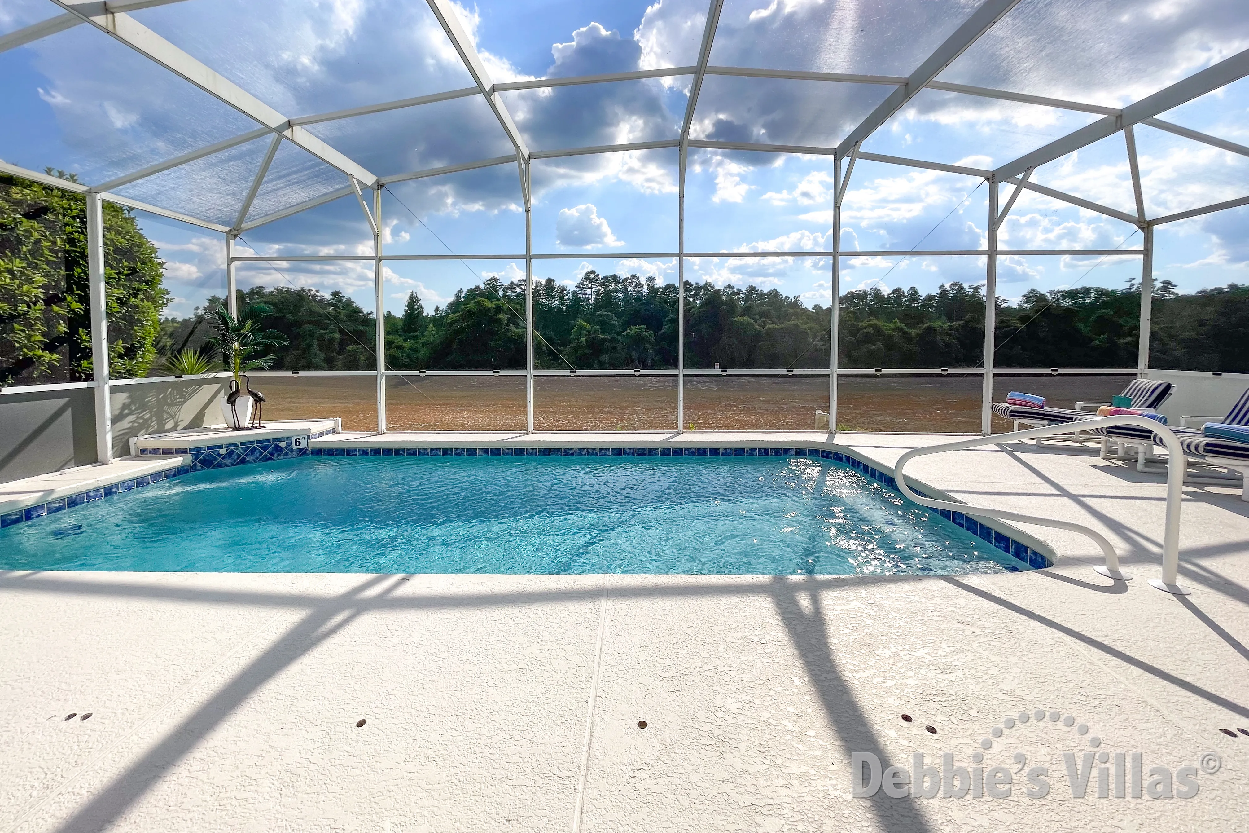 Southwest-facing private pool at this vacation villa on Highlands Reserve in Davenport