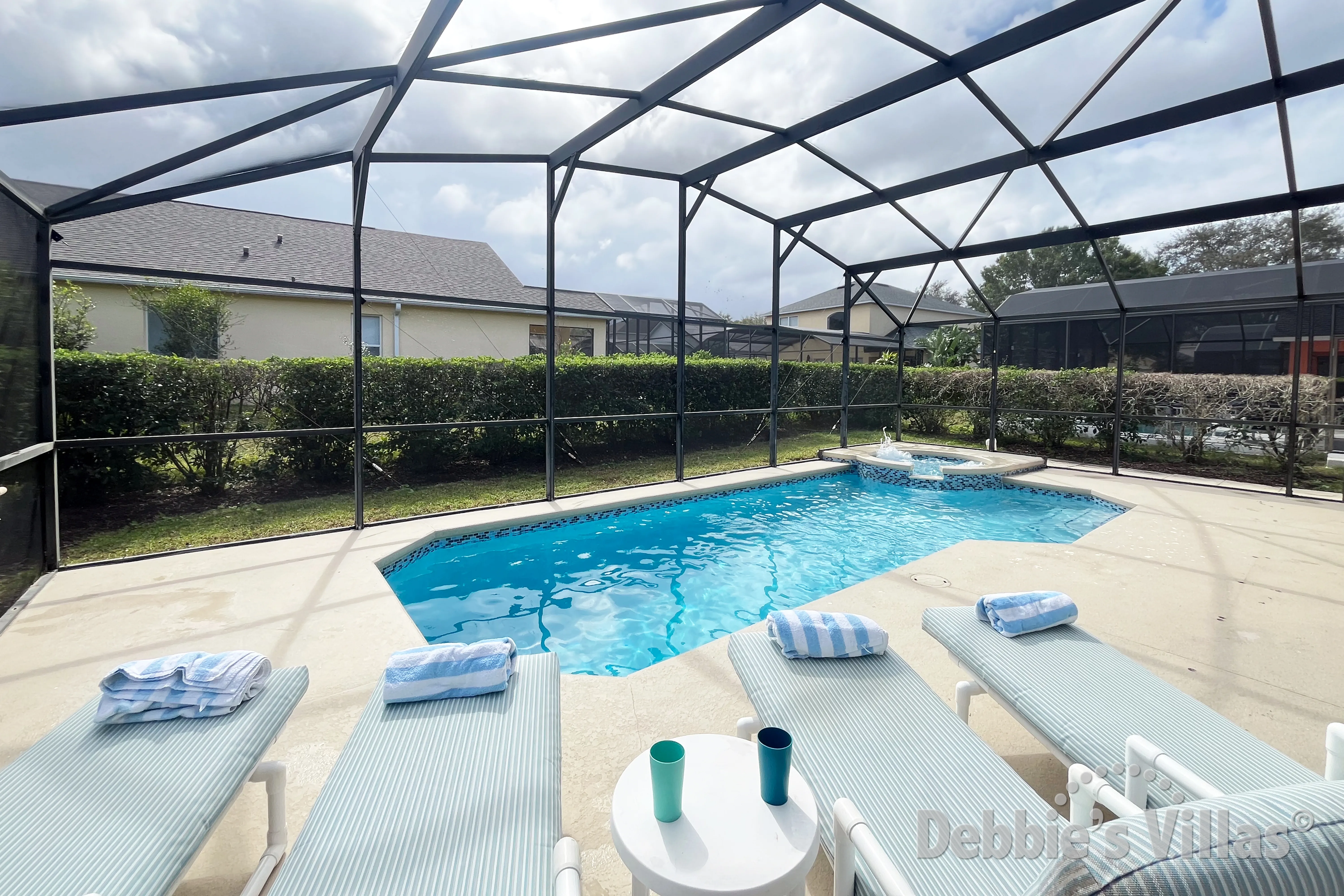 Plenty of space for everyone on the south-facing pool deck at this Haines City vacation villa
