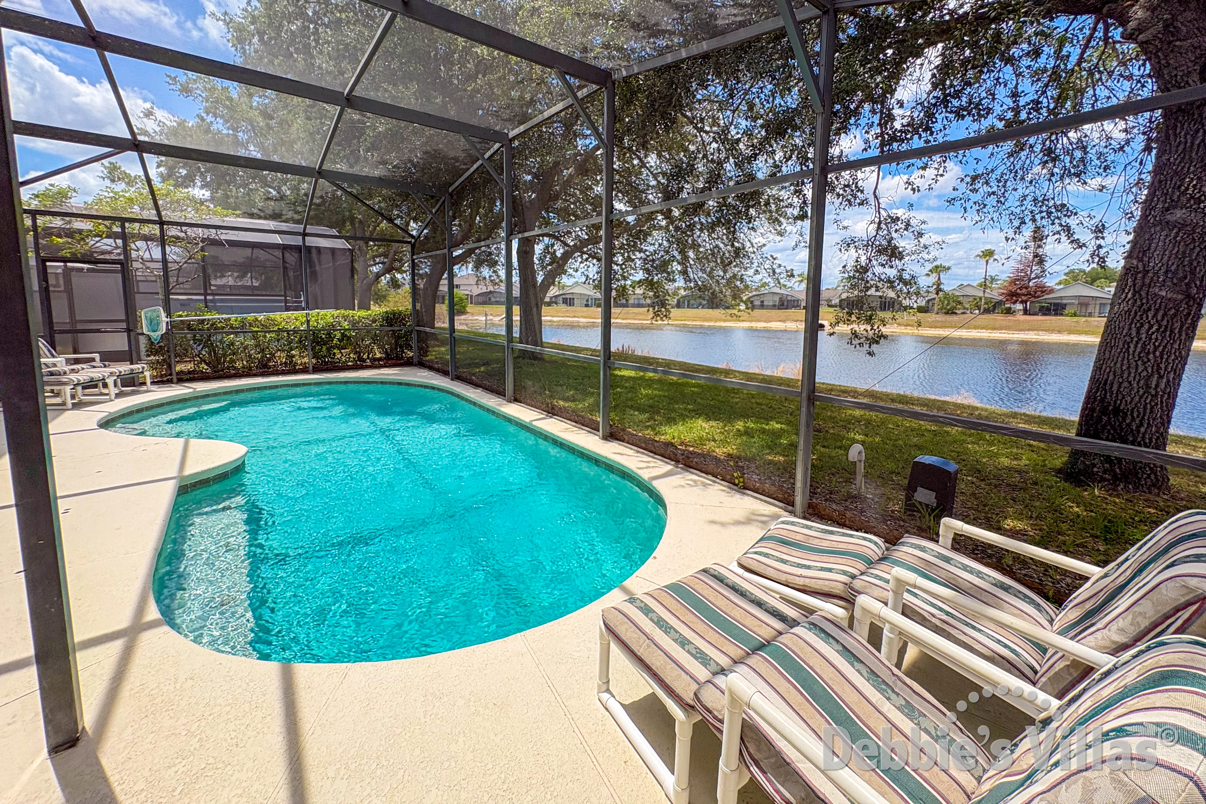 Private pool at this vacation villa on Sunrise Lakes in Clermont