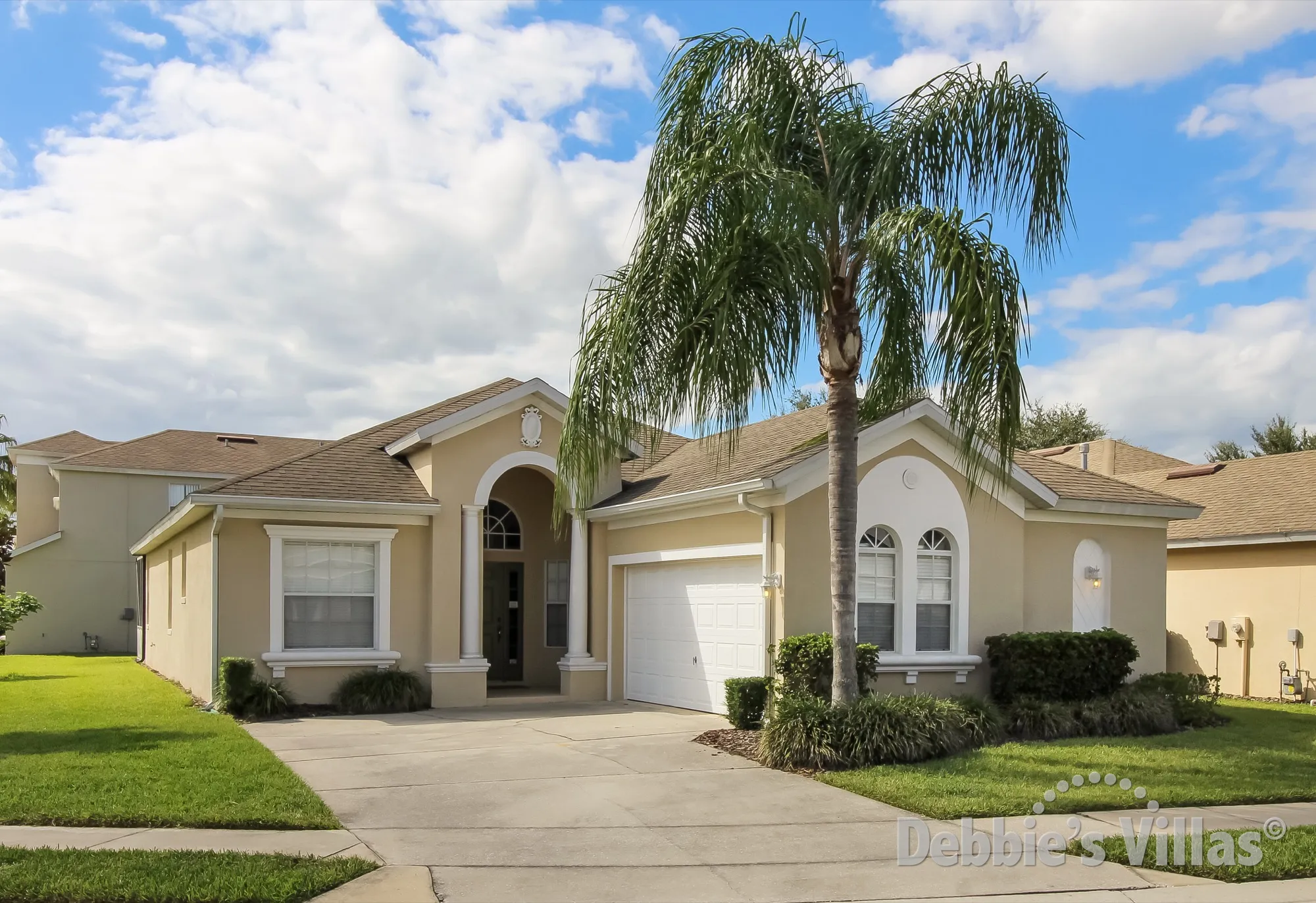 Private Orlando villa, gated community, west-facing pool and spa, games room, close to Disney
