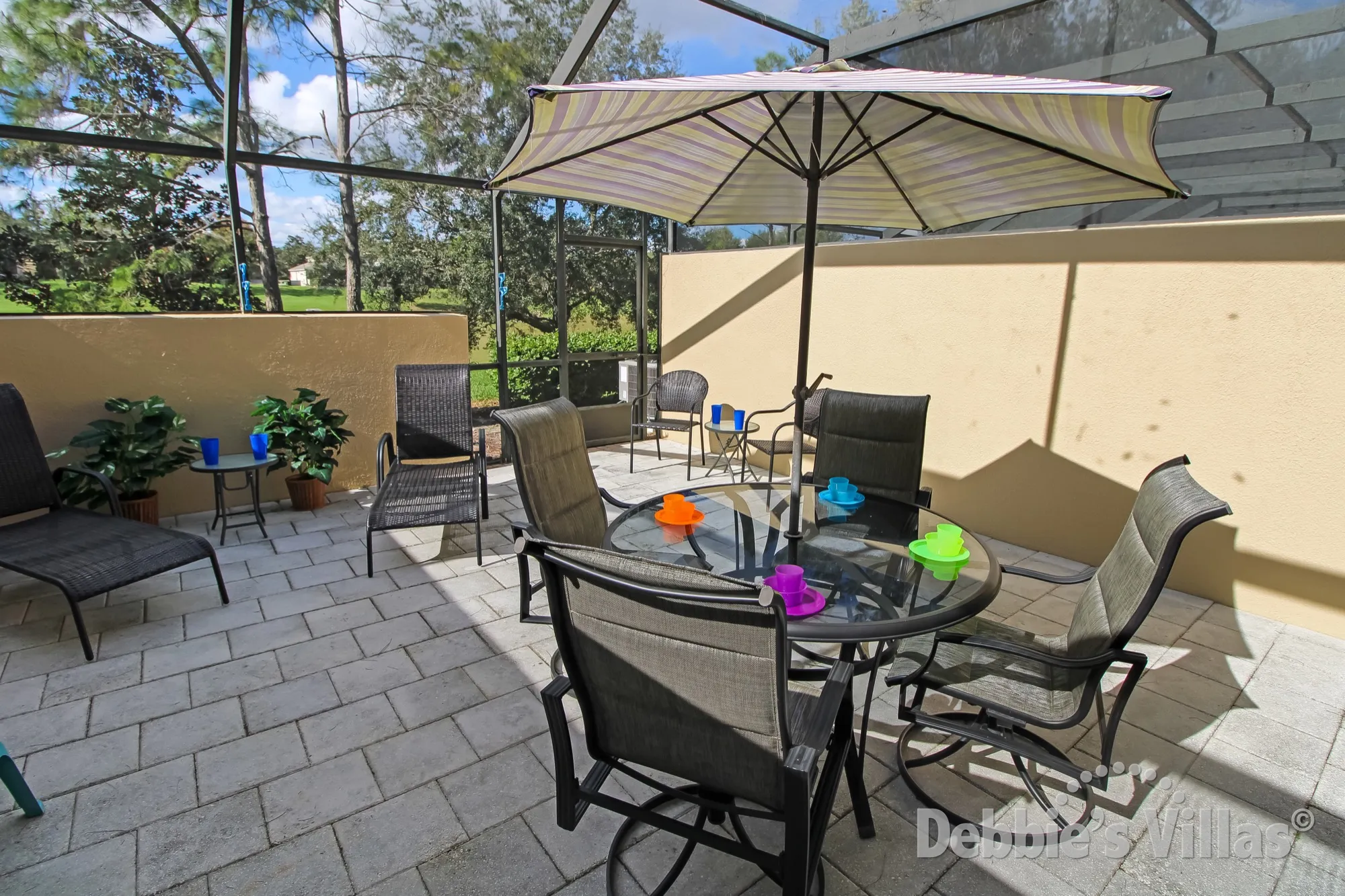 Windsor Hills vacation home with a west-facing patio area