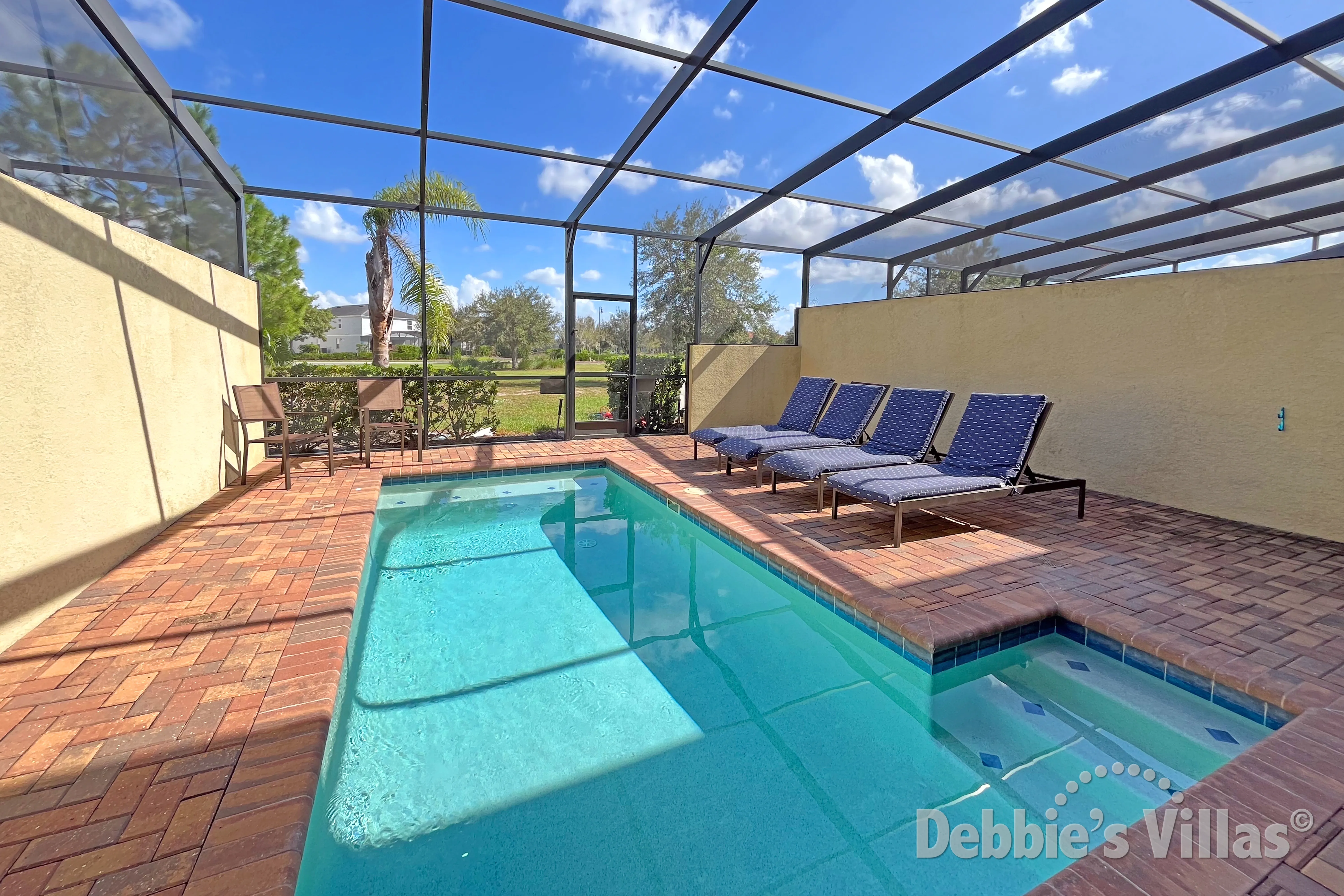 Southeast-facing splash pool at this vacation home on Solterra in Davenport 
