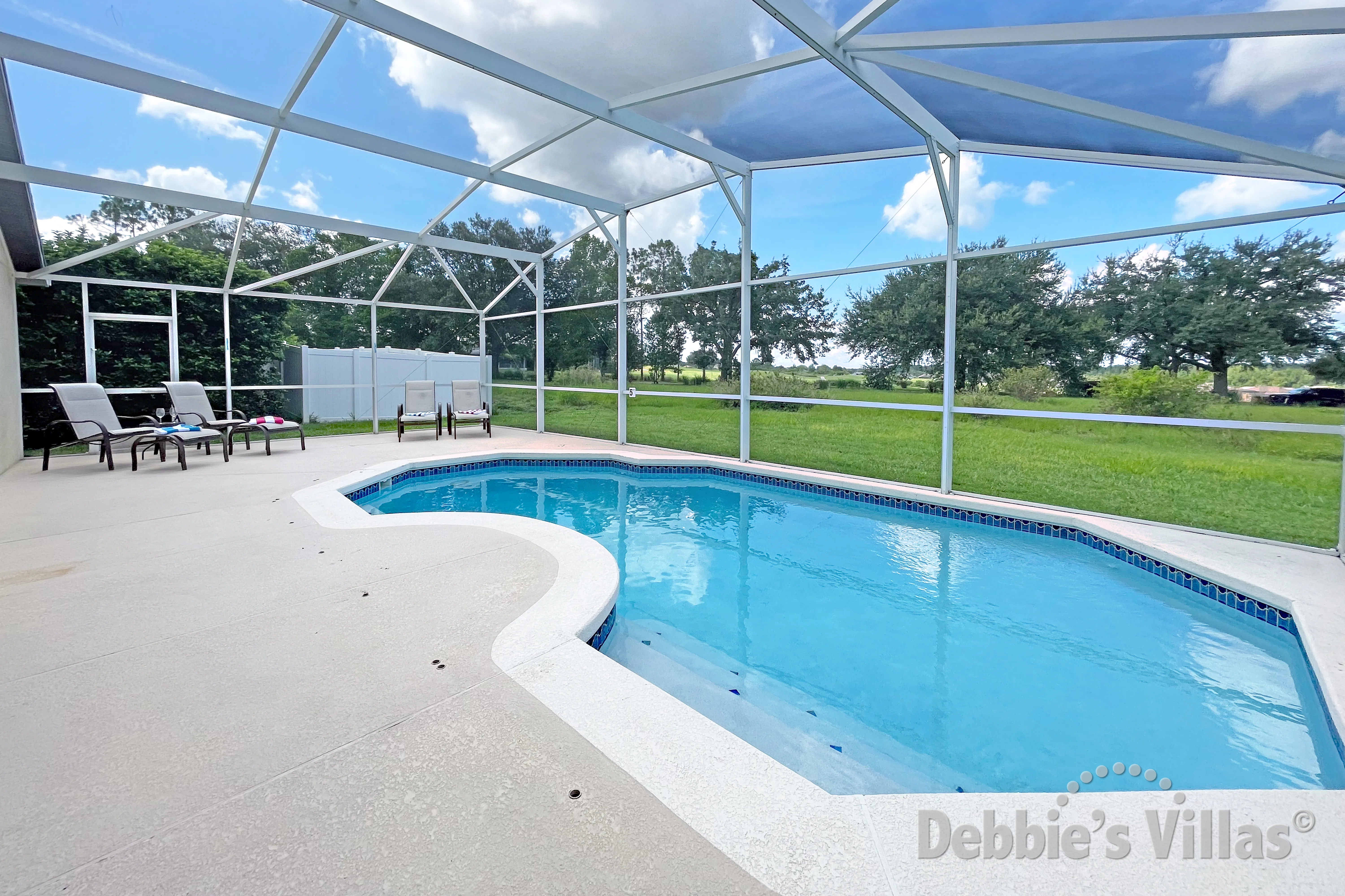 Southwest-facing private pool at this vacation villa on Highlands Reserve in Davenport