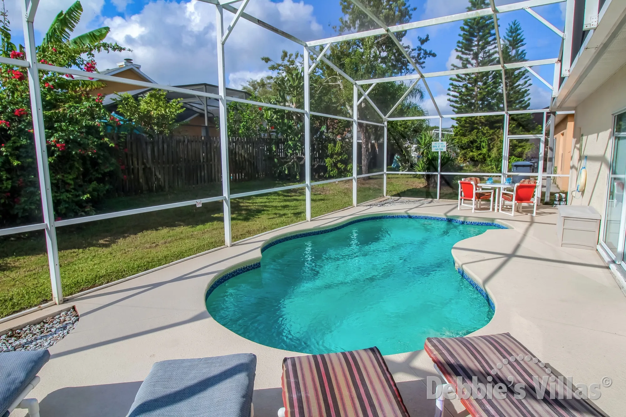 Davenport Lakes villa with a south-facing private pool and no rear neighbours