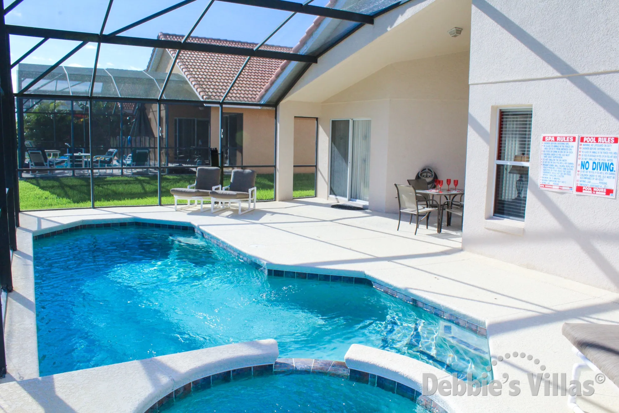 View across the private pool and spa of this Davenport vacation villa
