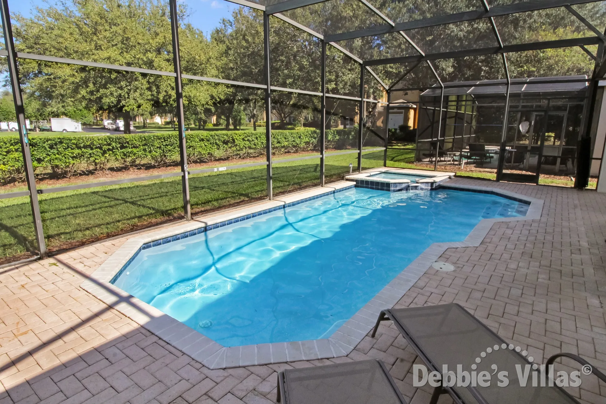 Private pool and spa on Windsor Hills with no neighbours behind