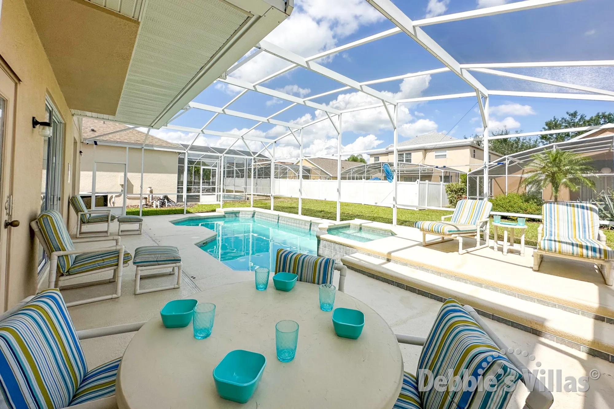 Lots of space by the private pool