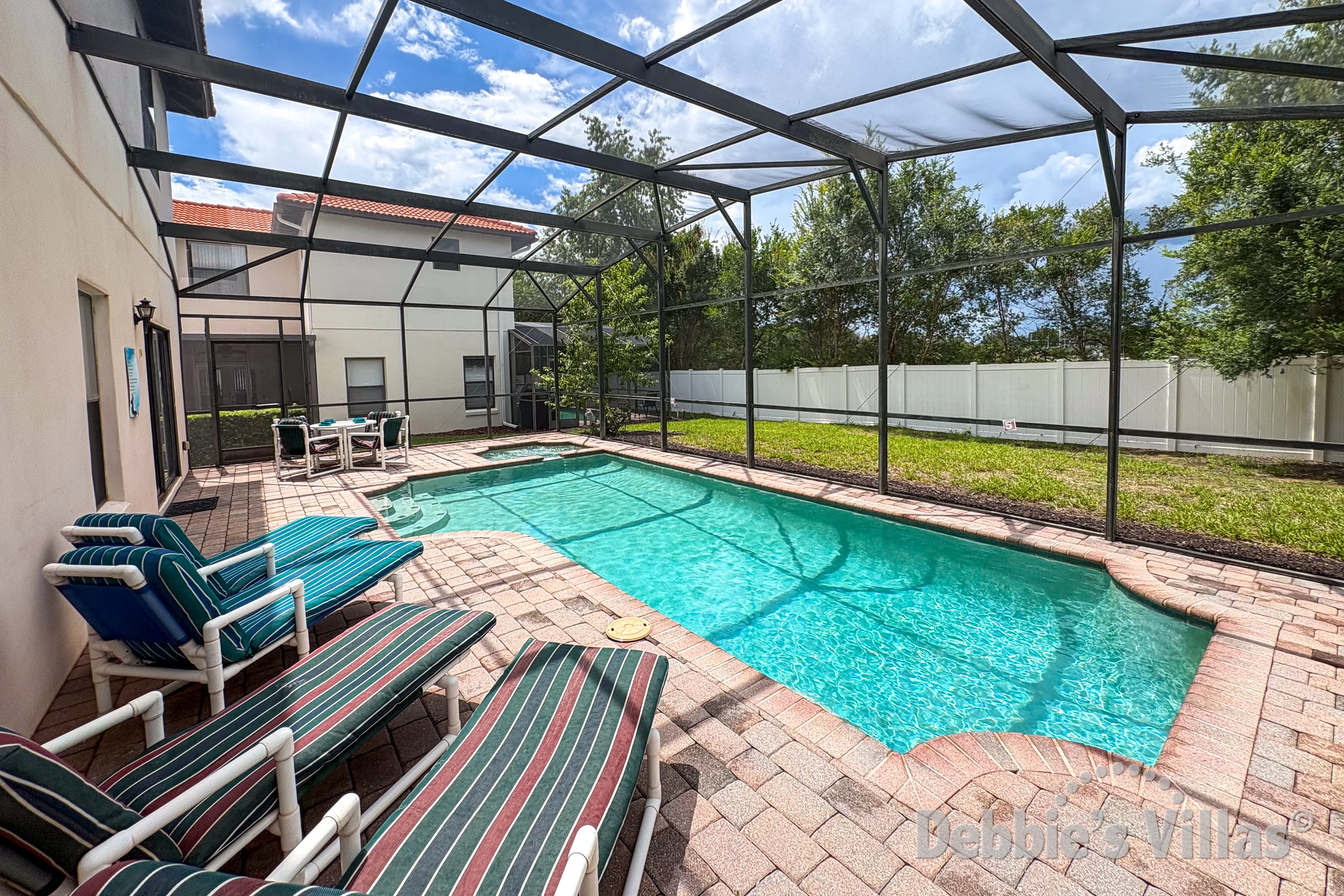 Private pool and spa at this vacation villa on High Grove in Clermont