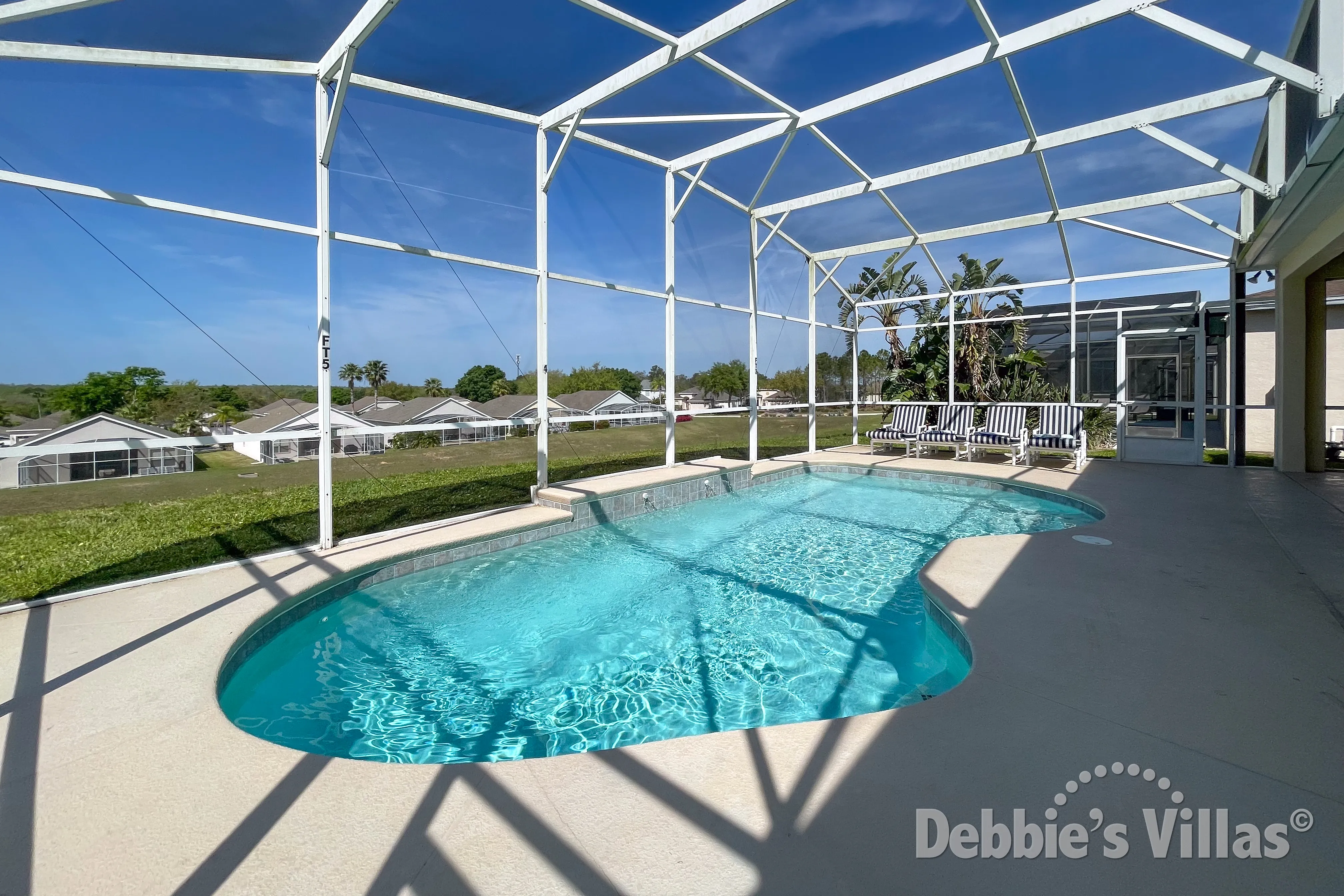 West-facing pool at this vacation home on Highlands Reserve in Davenport