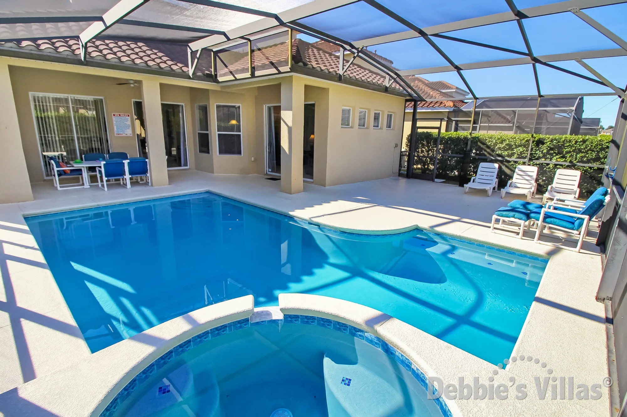 Large private pool and spa at this Tuscan Hills villa