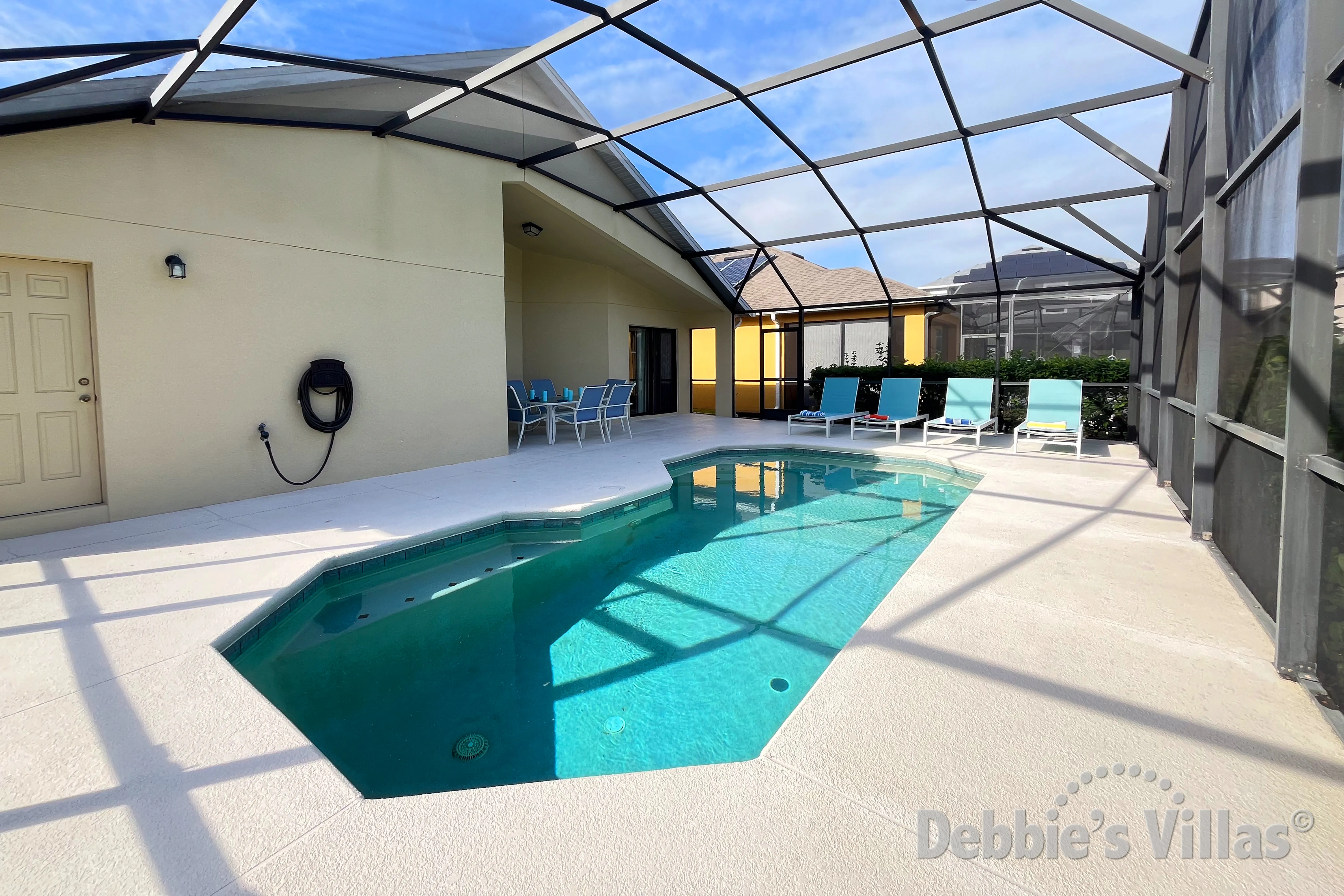 Private pool deck on Providence Golf and Country Club in Davenport. 