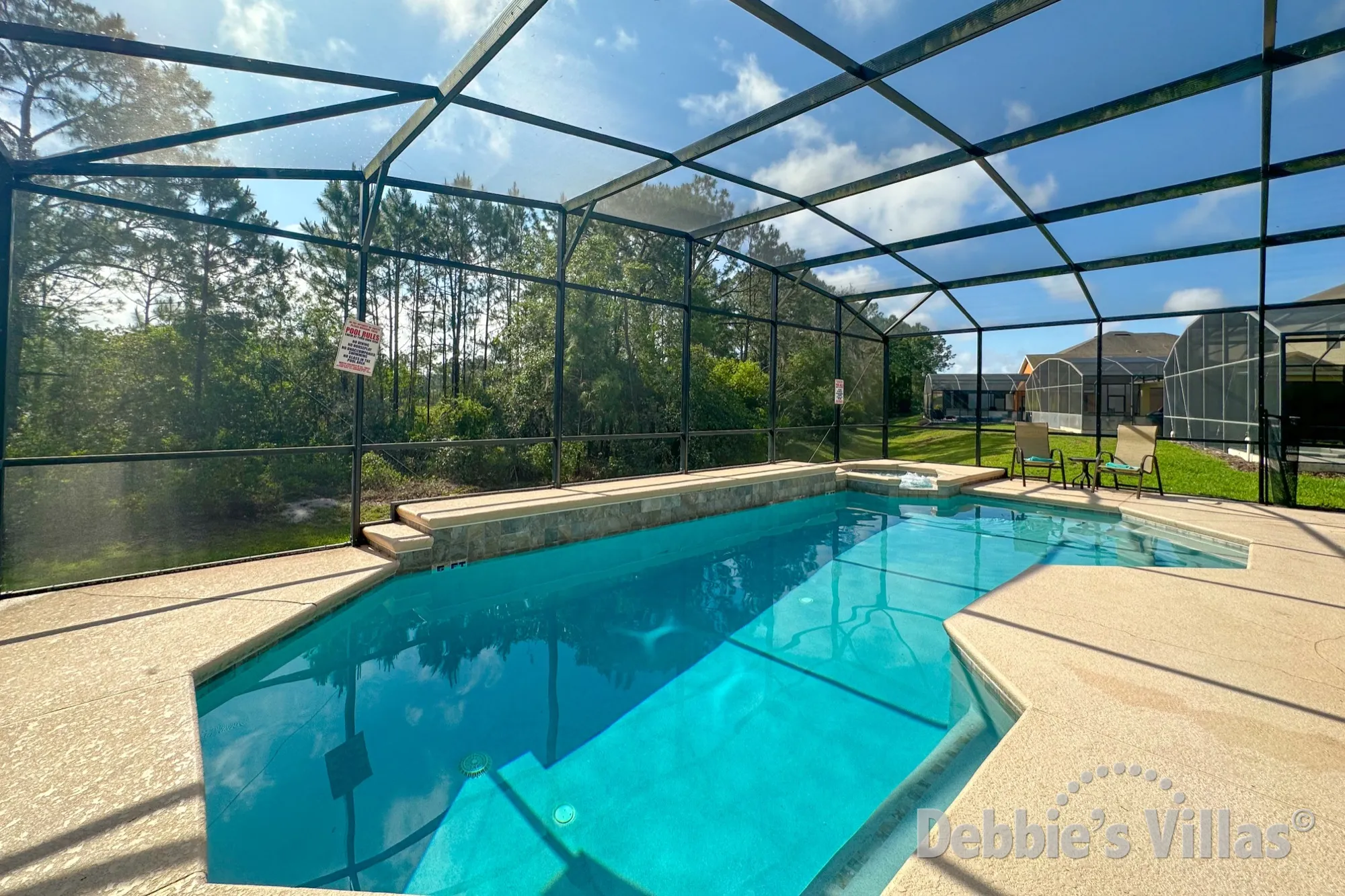 Large private pool and spa deck with no rear neighbours