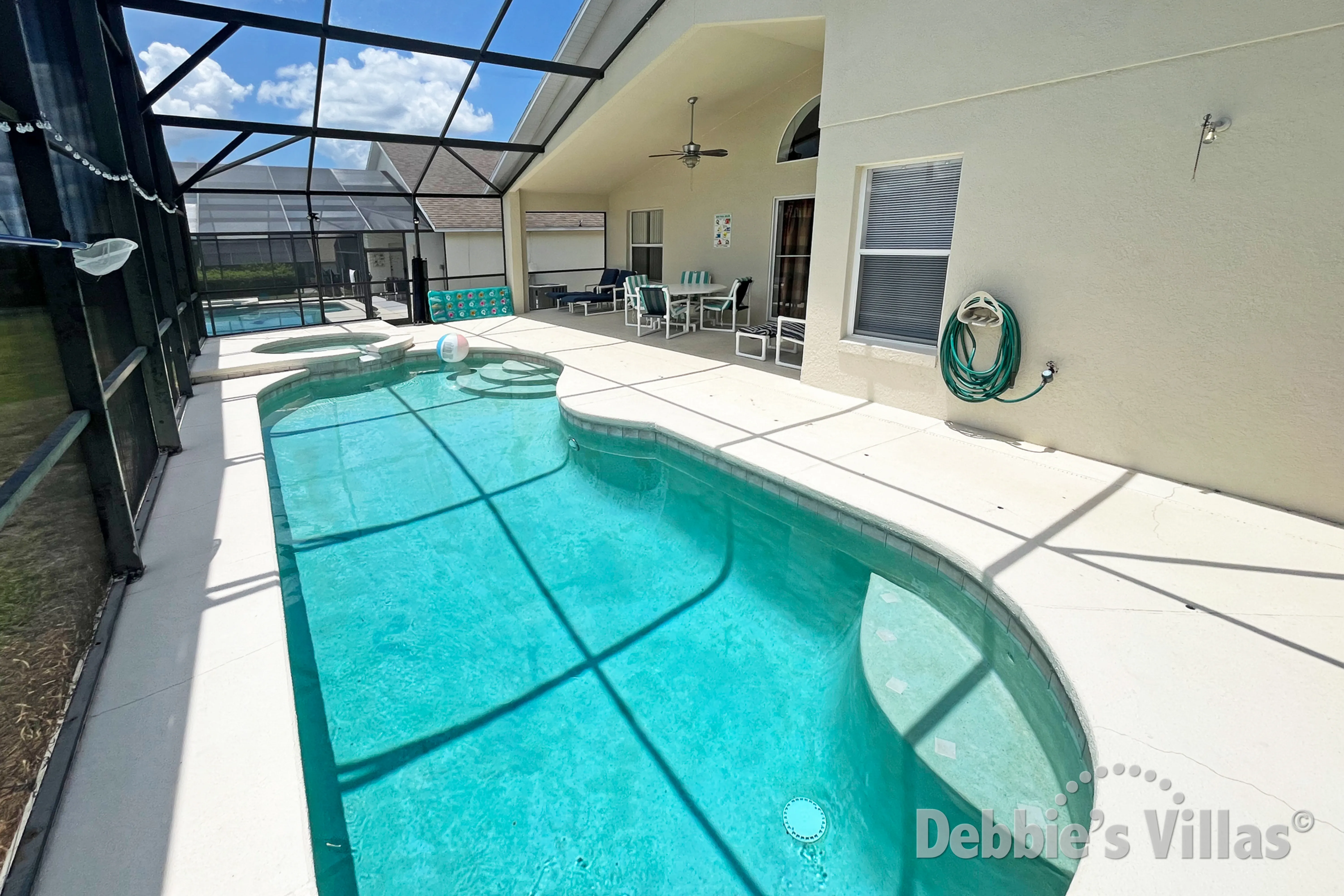 South-facing pool and spa at this vacation villa on Highgate Park at Legacy Park in Davenport 