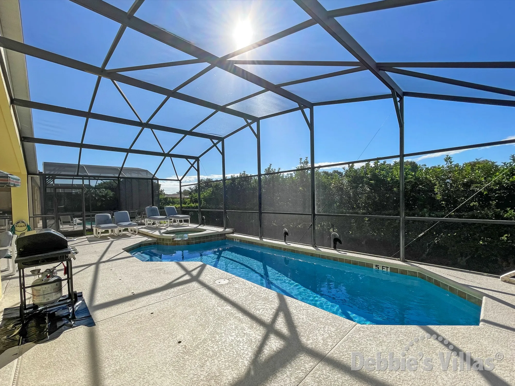 Terra Verde vacation villa in Kissimmee with a south-facing private pool