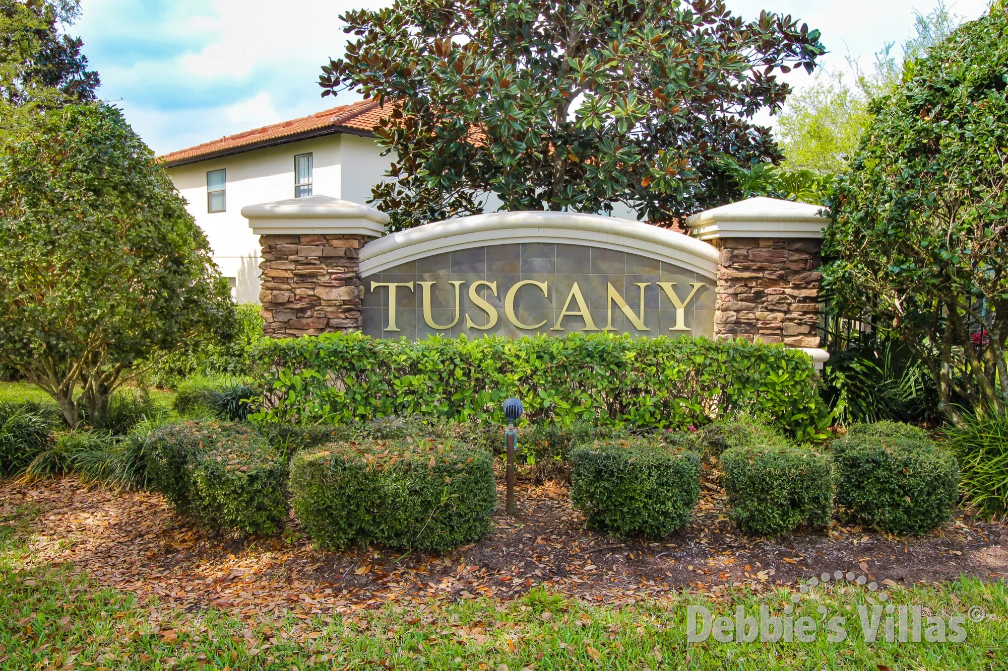 Tuscany at Westside, a community close to Disney with a selection of private villas to rent