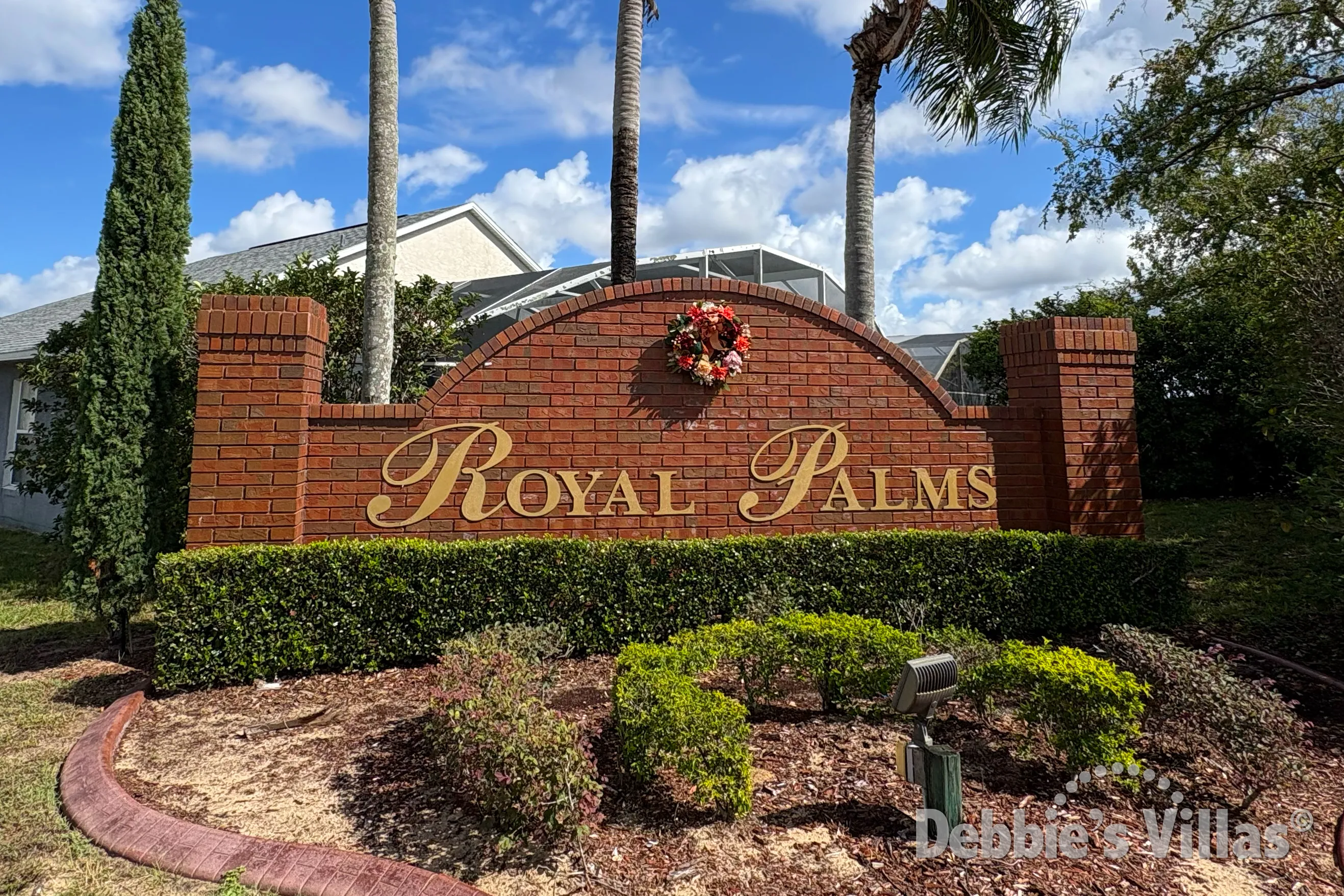 Orlando community, vacation villas, close to Disney