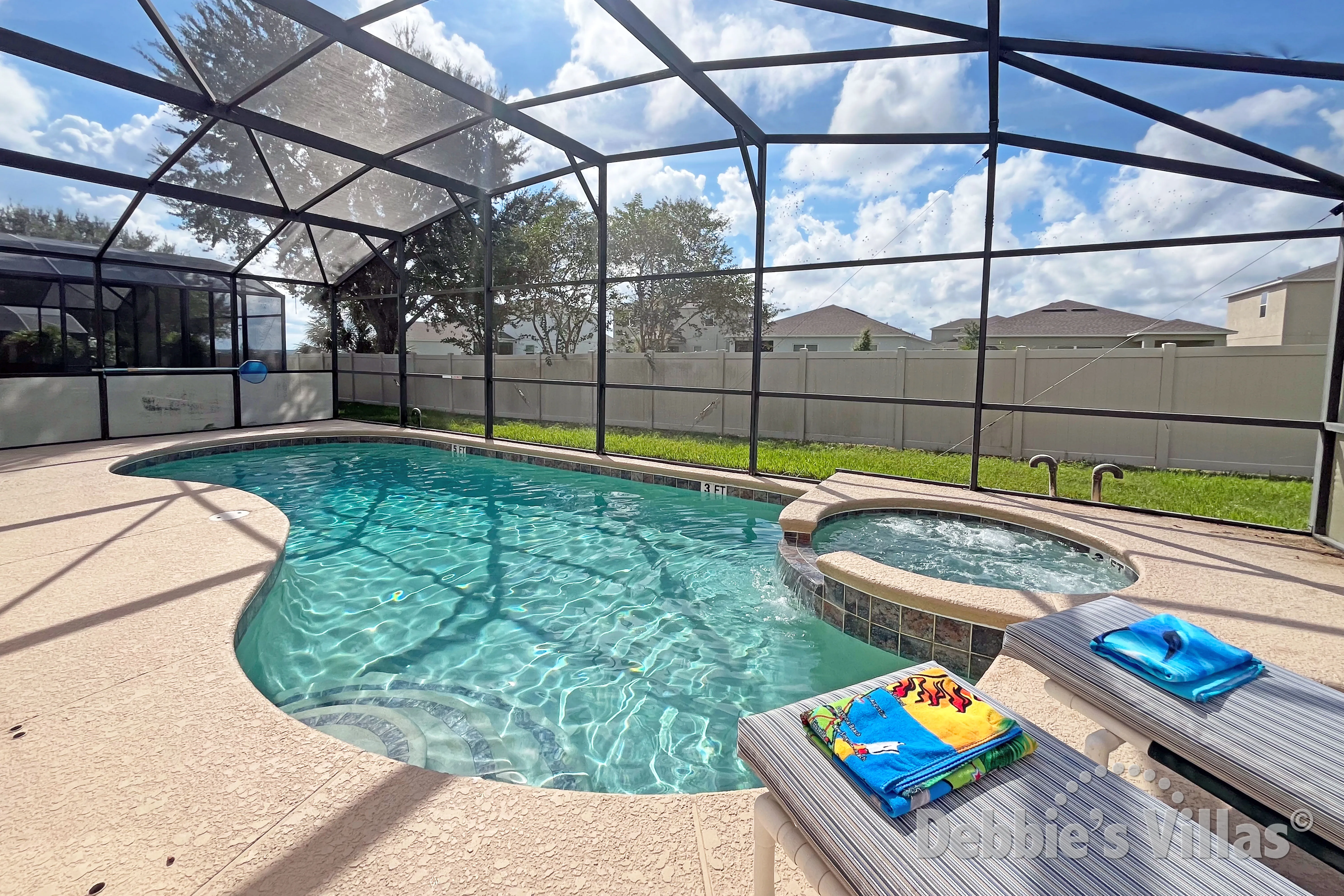 South-facing private pool and spa at this vacation villa on Solana in Davenport