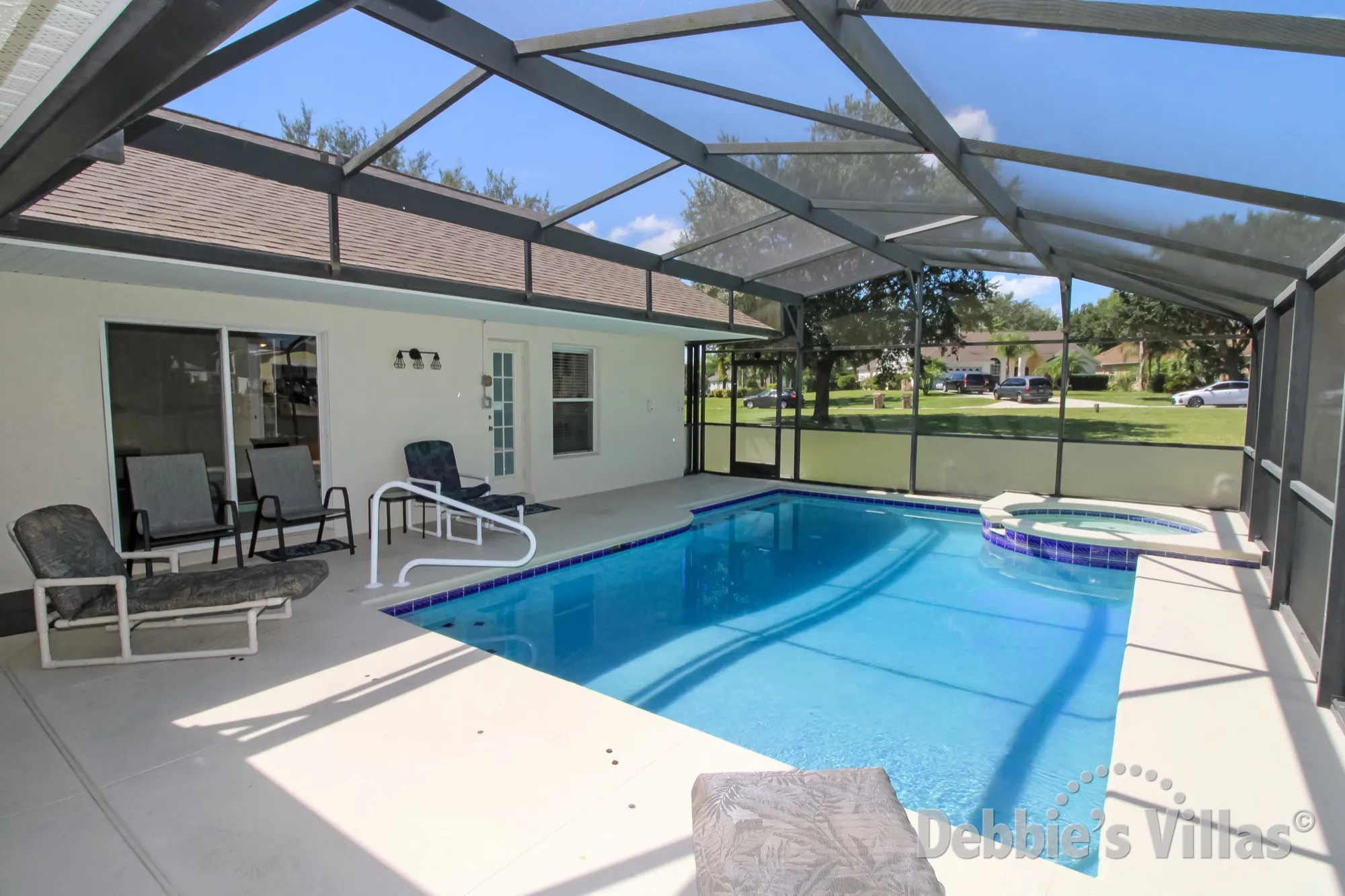 Easy access steps and handrail into the pool on Orange Tree