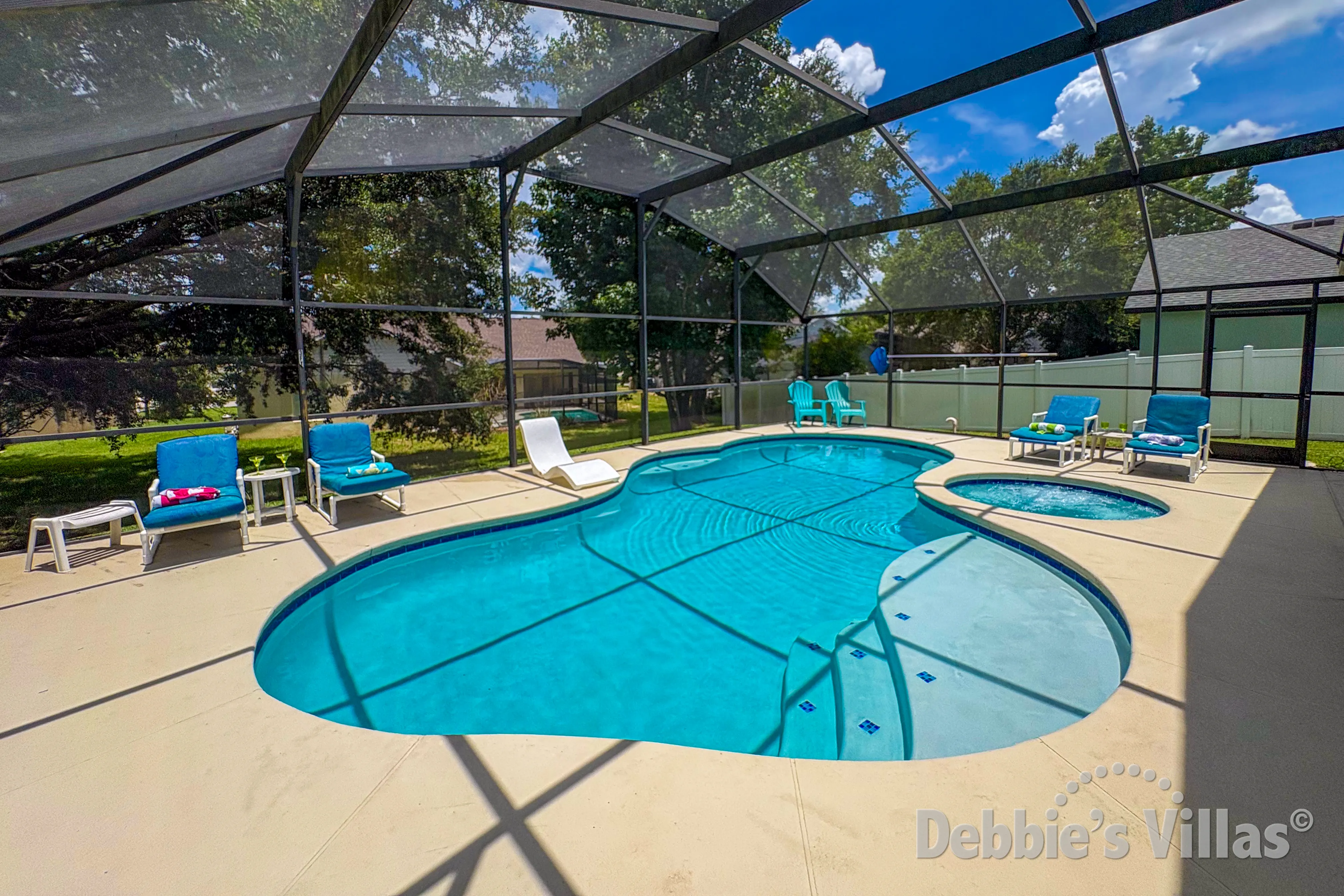 Pool and spa at this vacation villa on Orange Tree in Clermont 