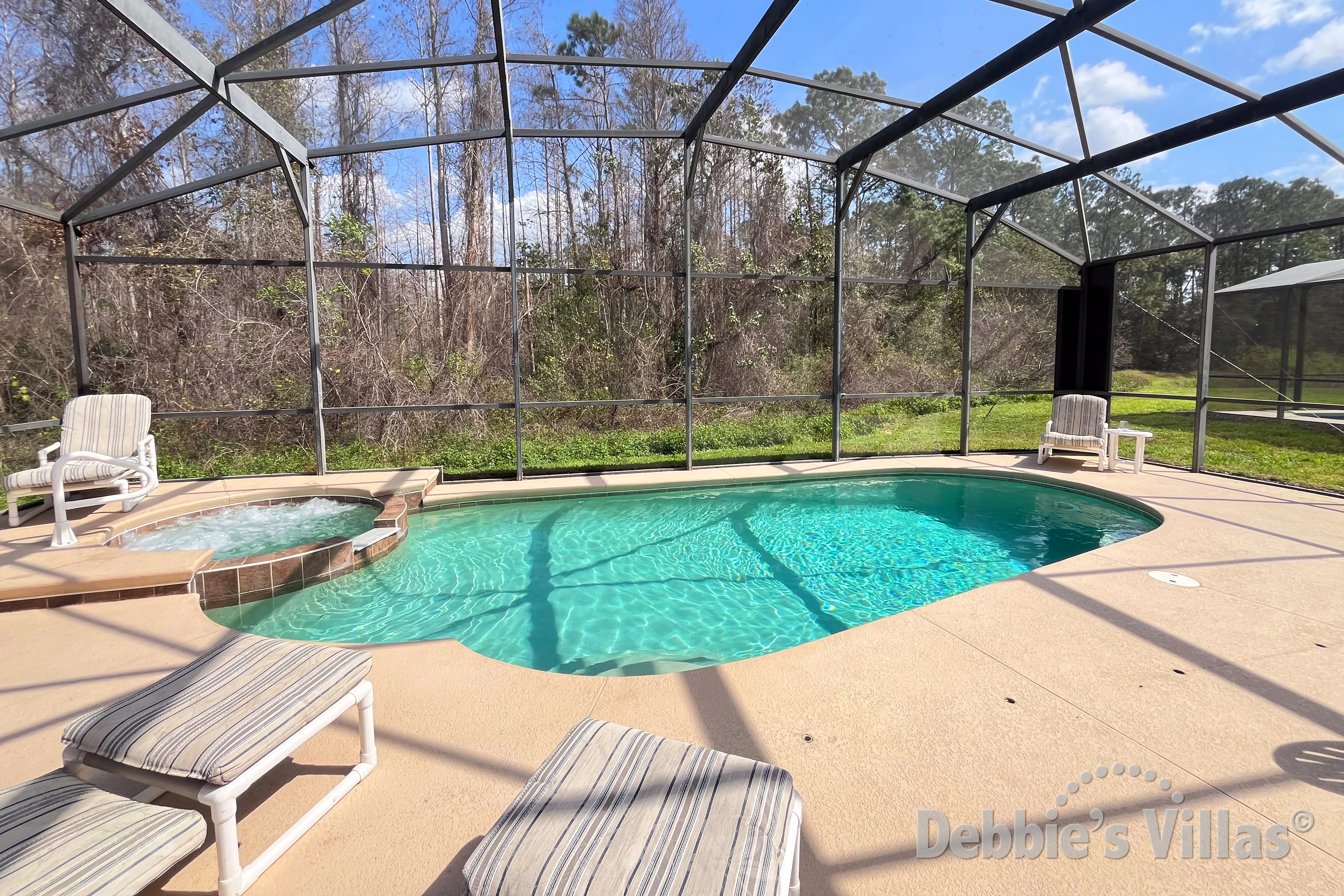 Private pool and spa at this vacation villa on Watersong in Davenport