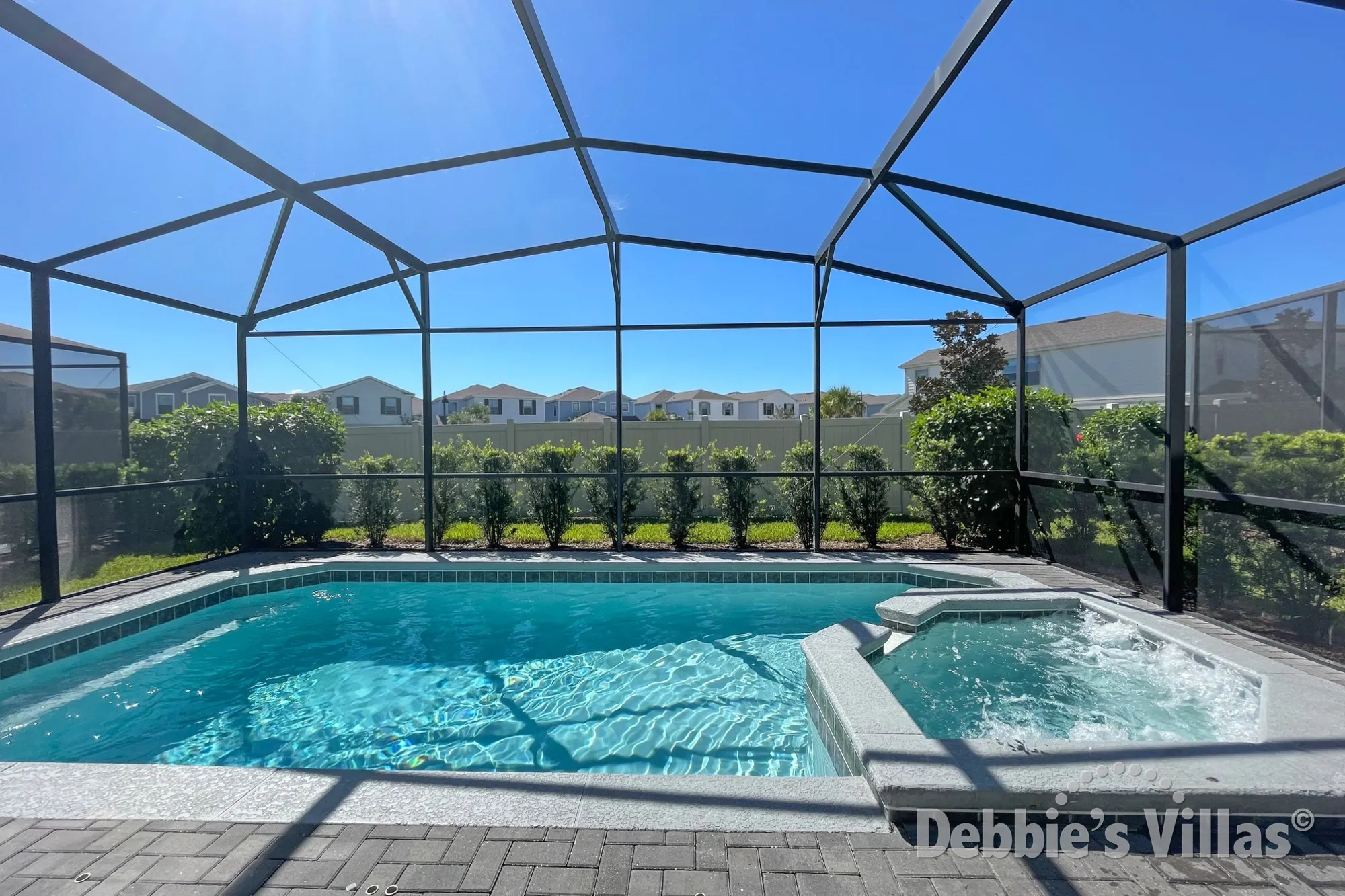 Kissimmee villa with a southwest-facing private pool and spa