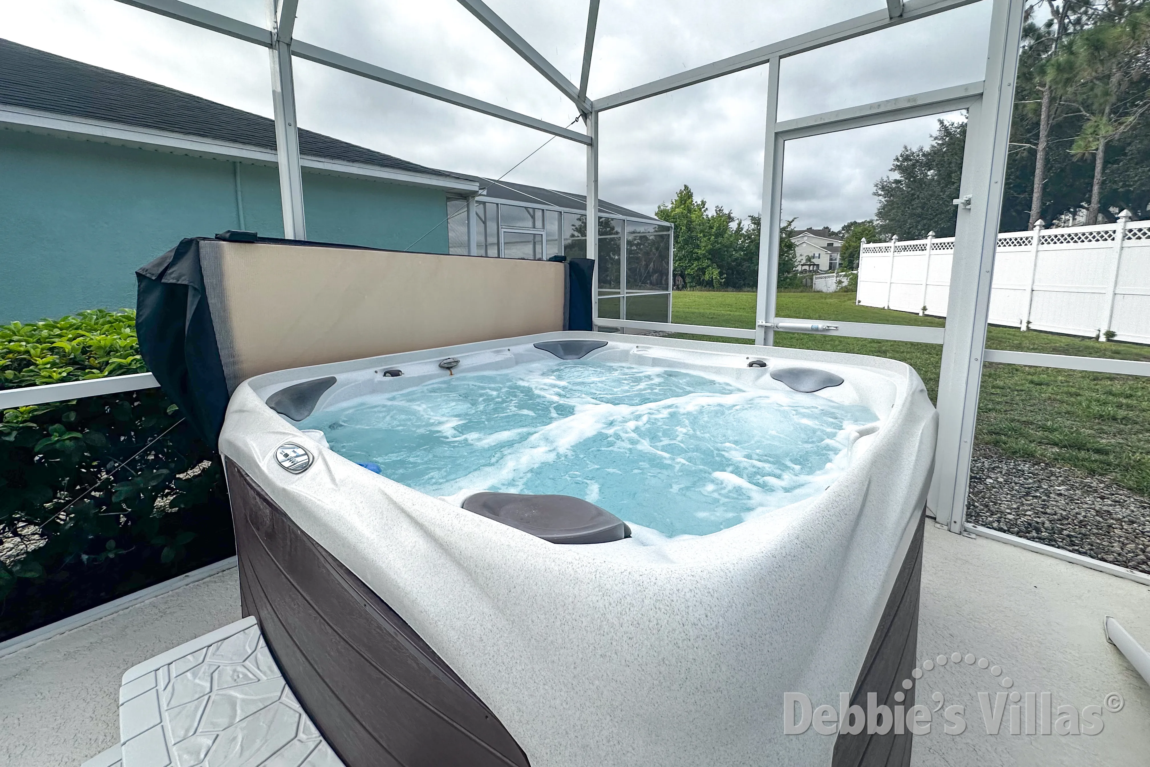 Freestanding hot tub at this vacation villa on Town Center in Davenport