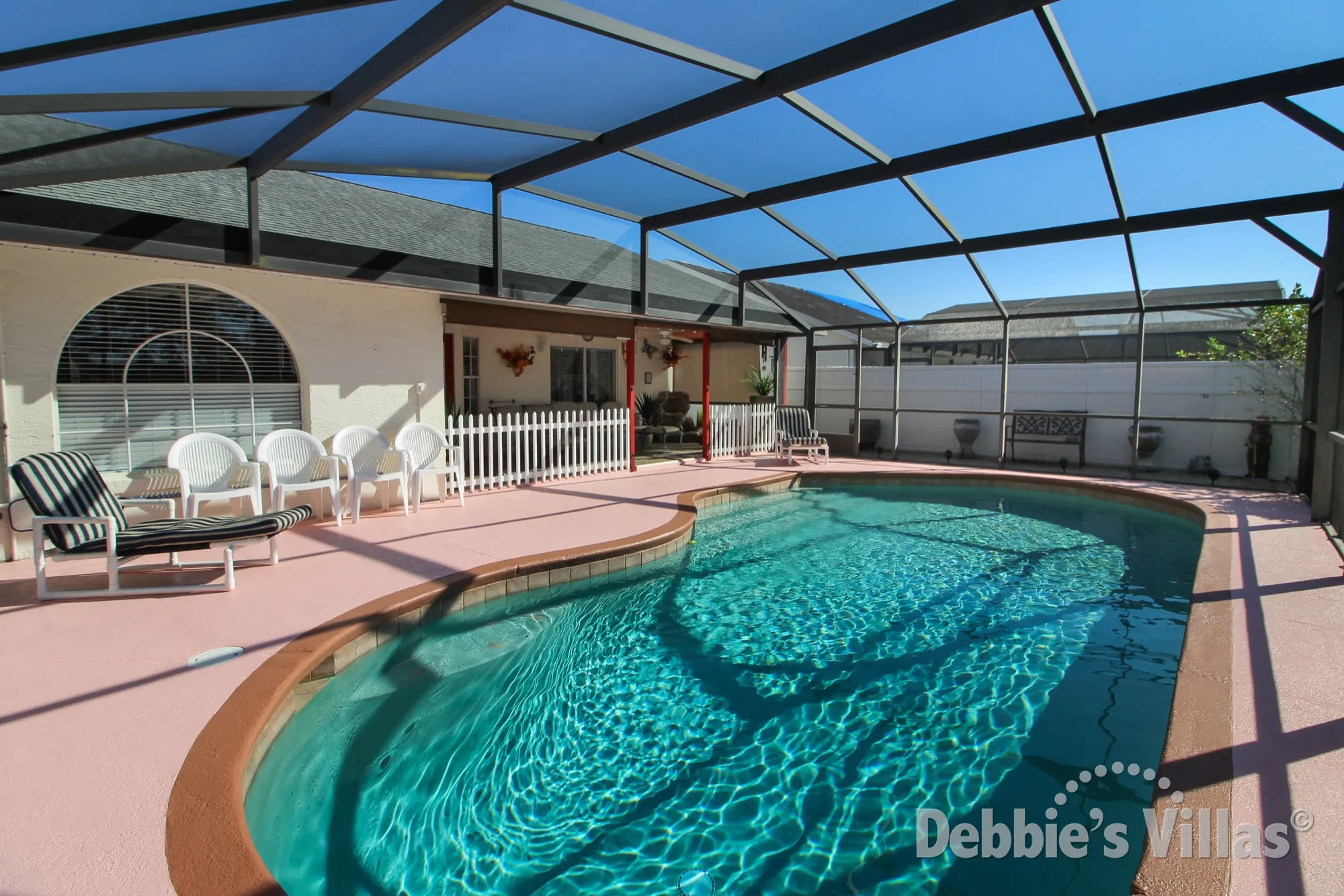 Southwest-facing private pool at this Lindfields villa in Kissimmee