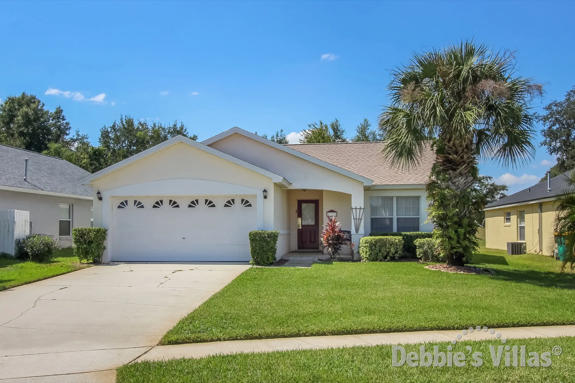 Orlando villa close to Disney, secluded west-facing pool, conservation view, games room