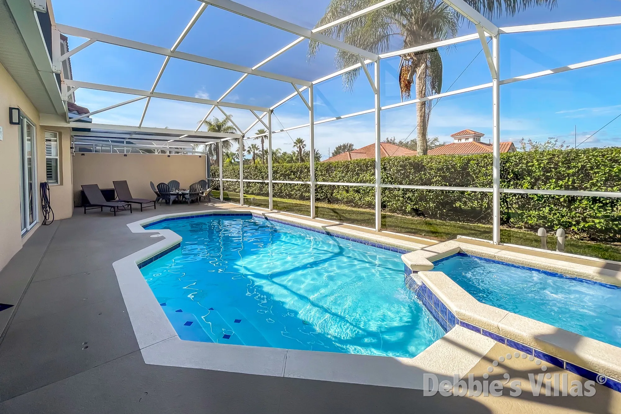 Tucan Hills vacation home with a private pool and spa