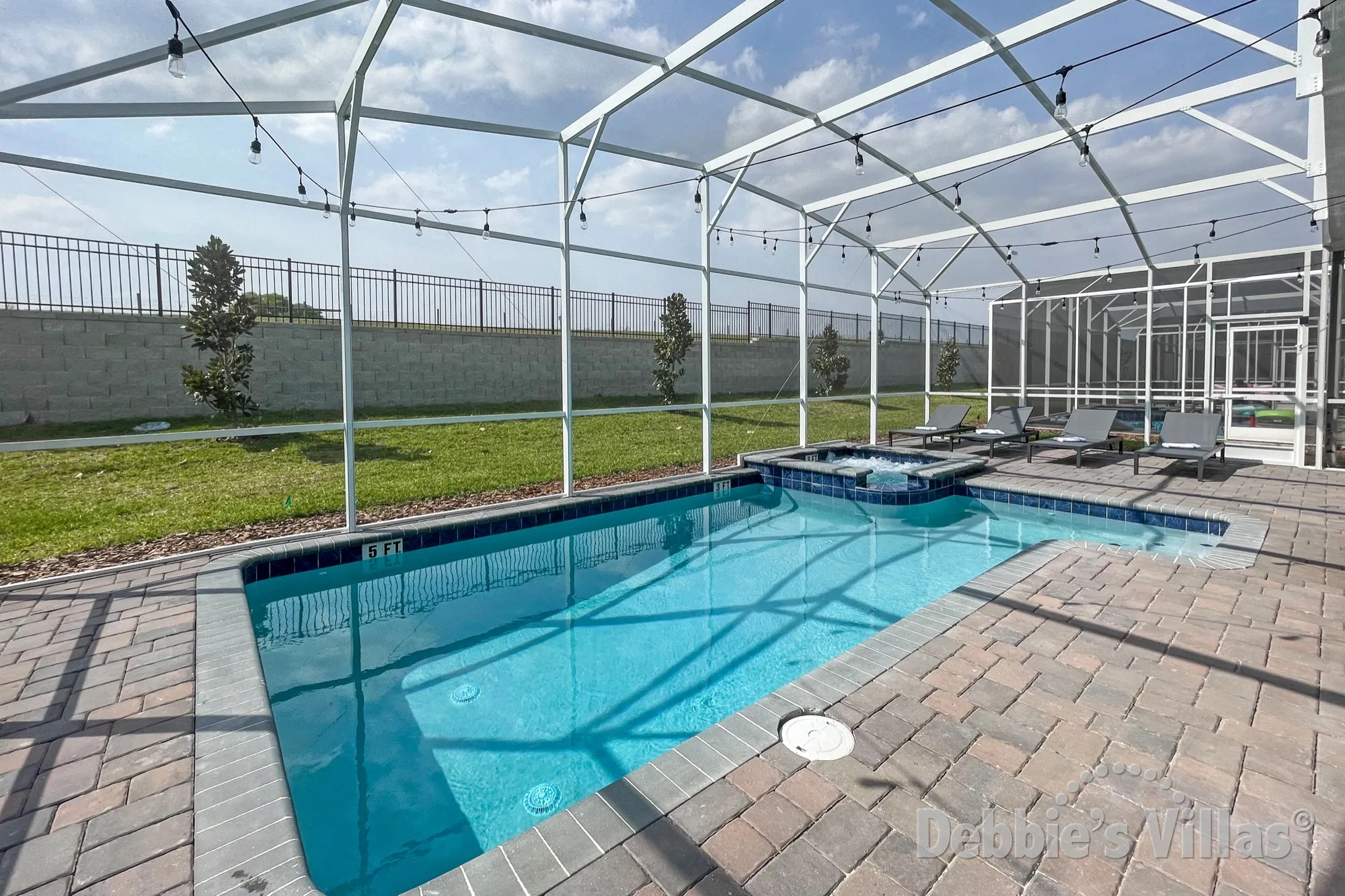 ChampionsGate vacation villa with a west-facing private pool and spa