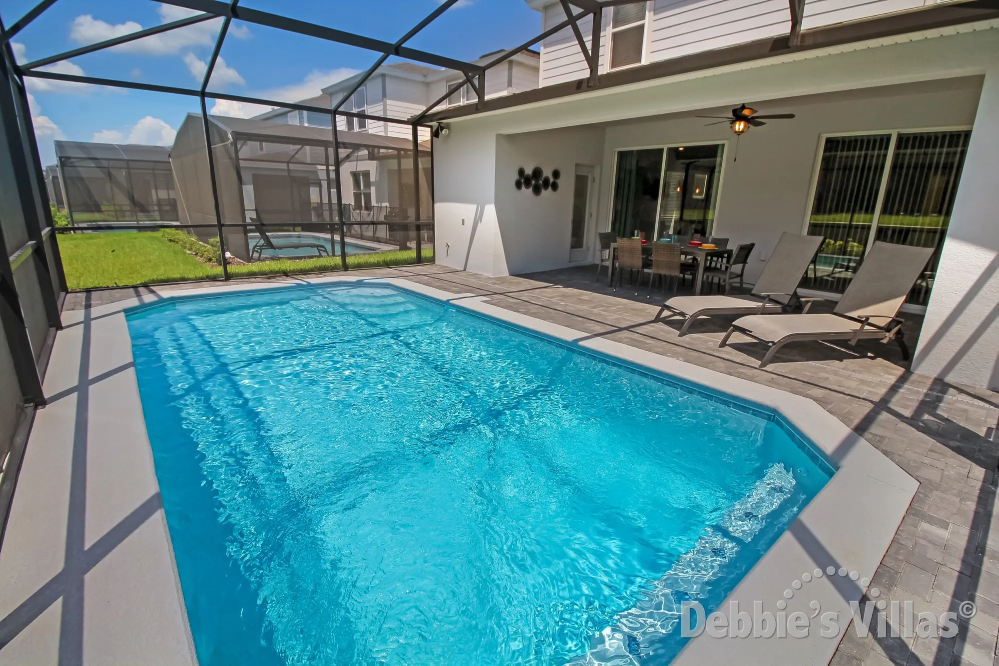 Luxury Windsor Island villa with a west-facing private pool