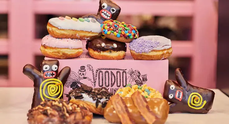 Step inside this wacky doughnut store on Universal CityWalk