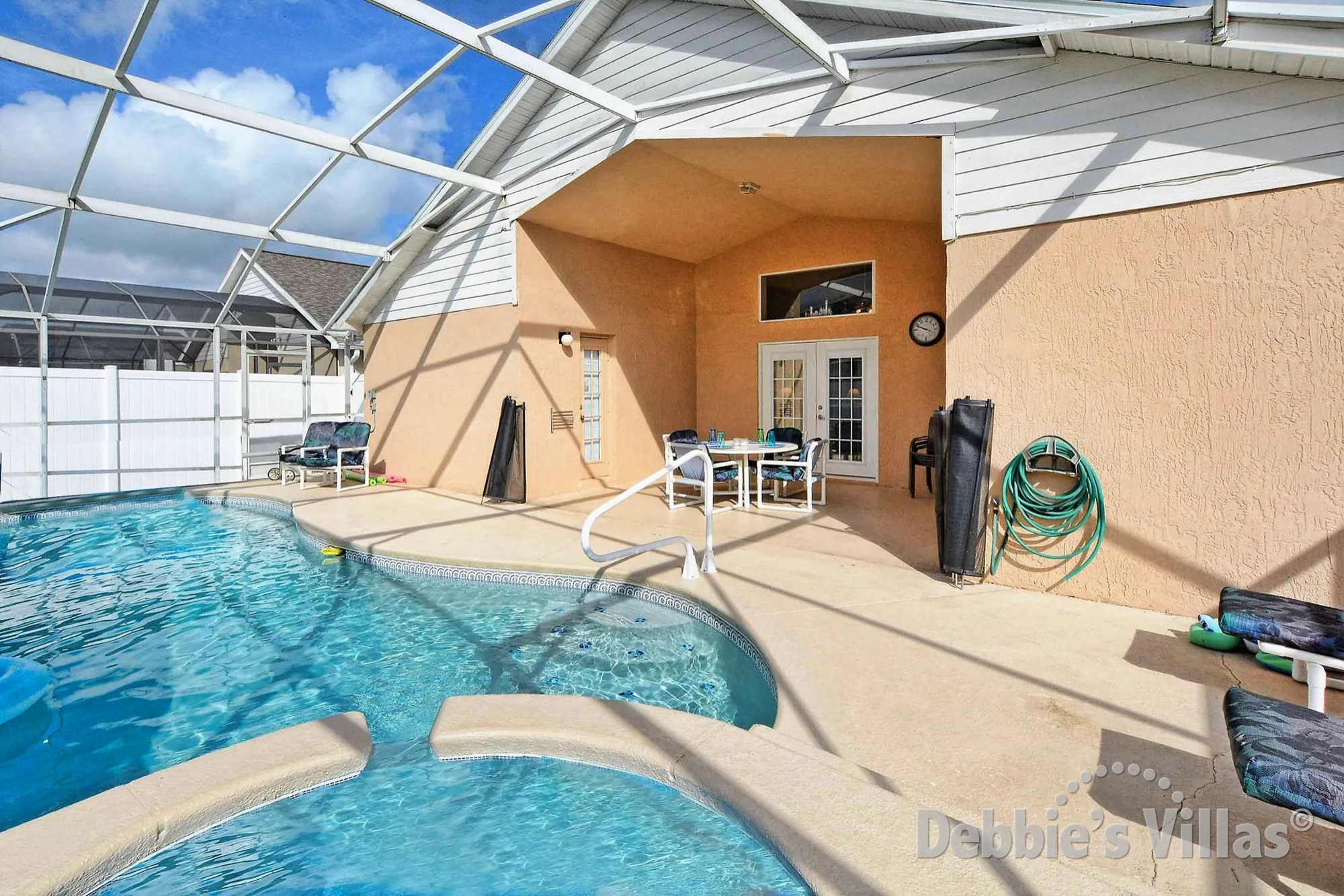 Indian Creek villa in Kissimmee with a secluded southeast-facing pool and spa