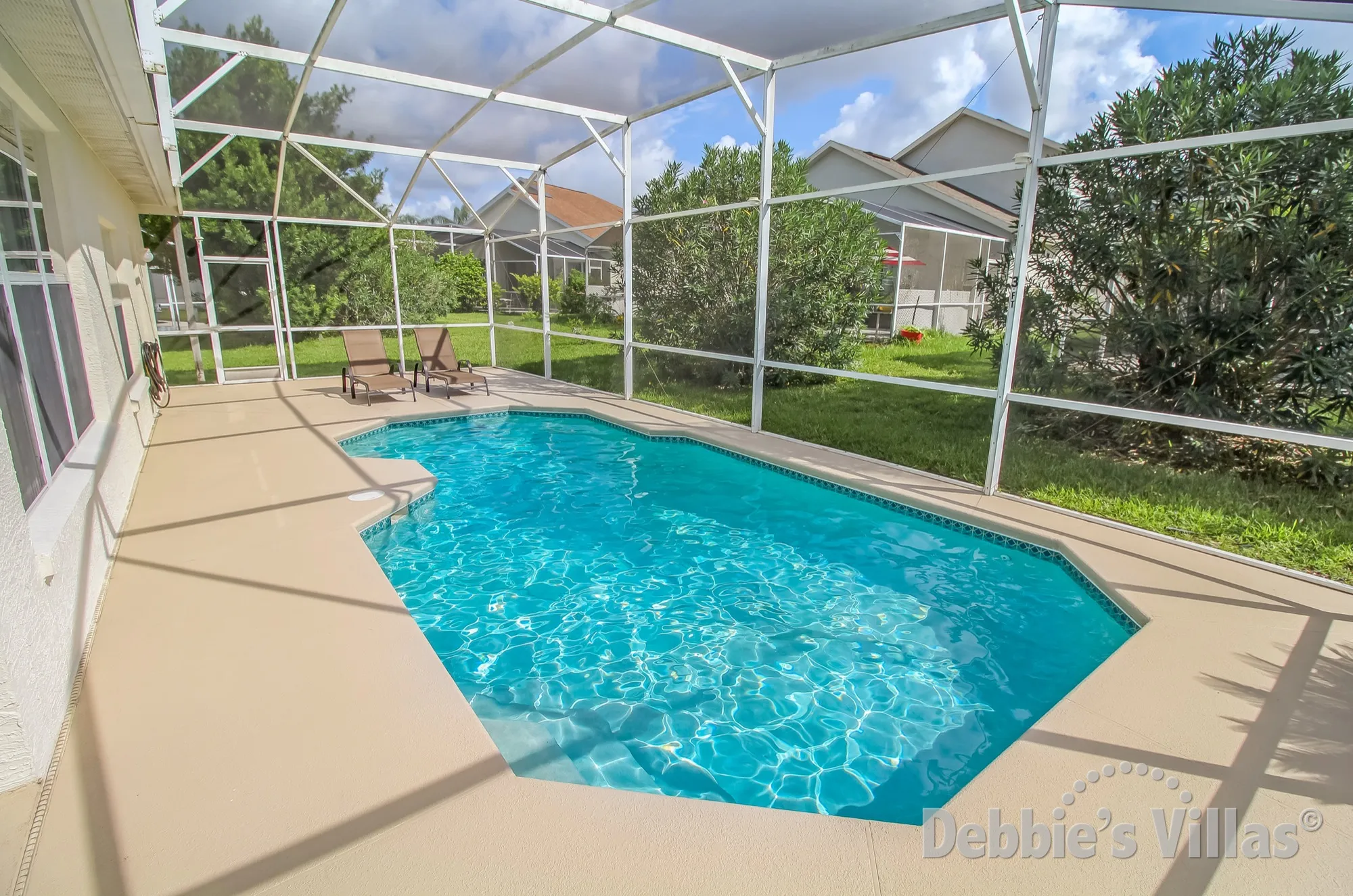 Large pool deck at this Davenport Lakes villa