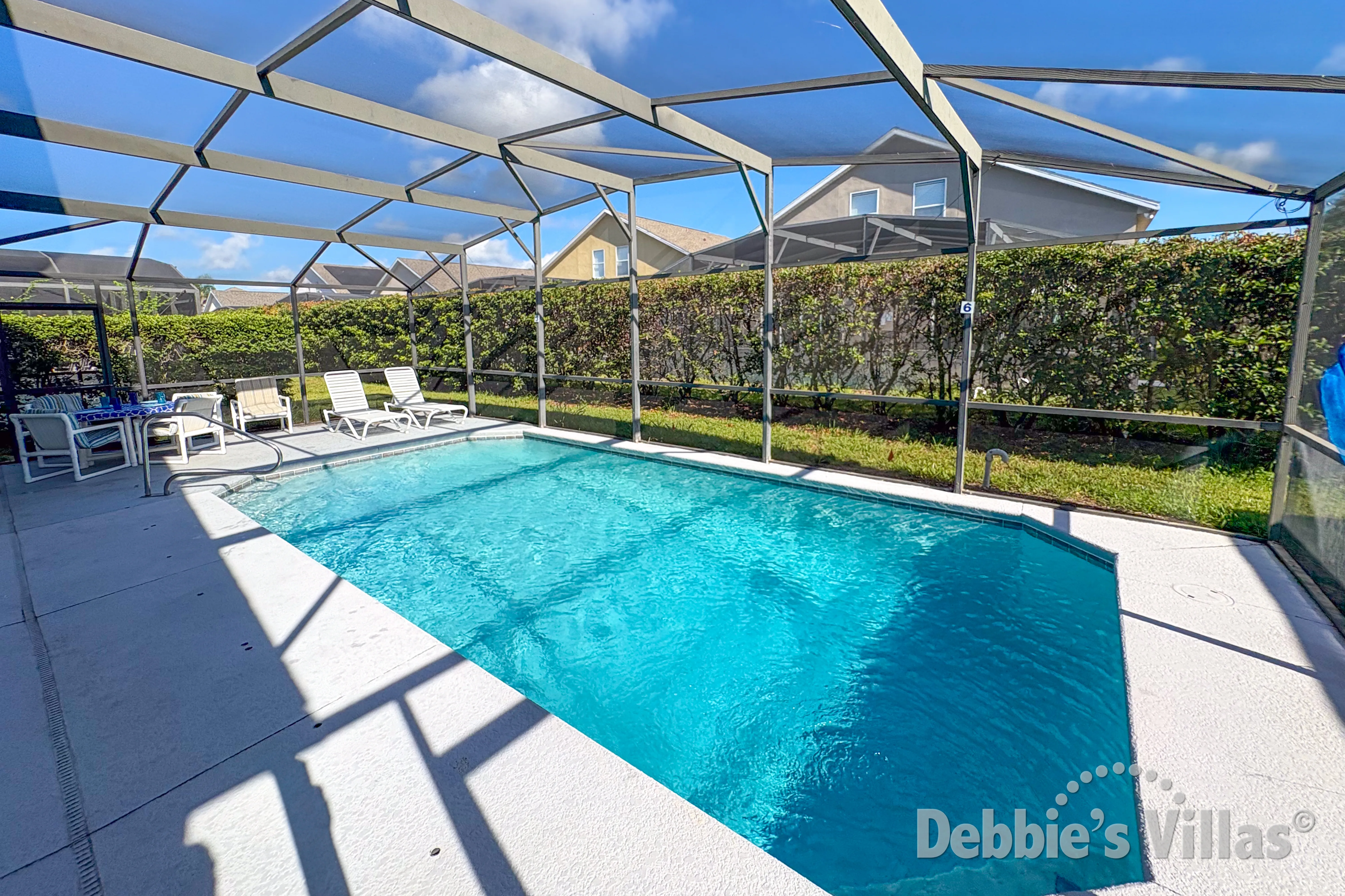 Sunny private pool at this vacation villa on Glenbrook in Clermont